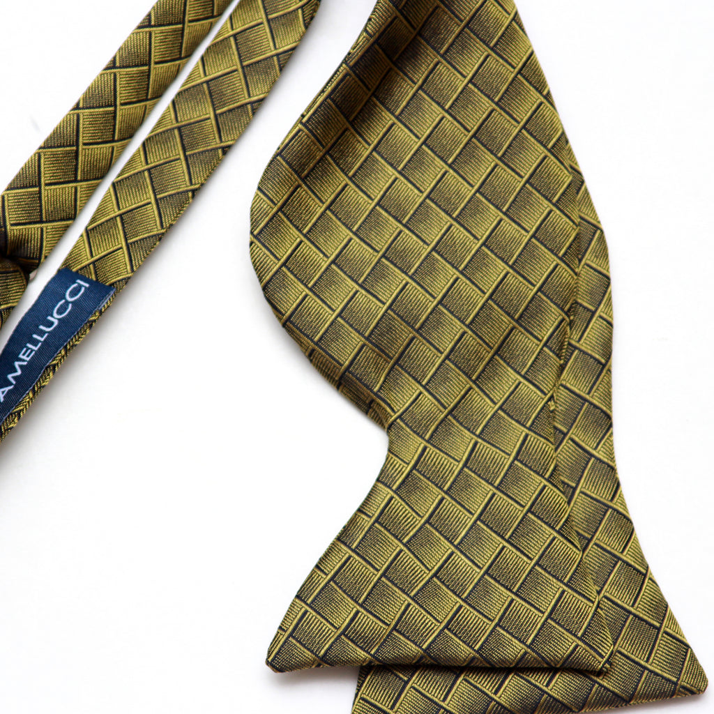 Big Butterfly Gold Silk Bow Tie