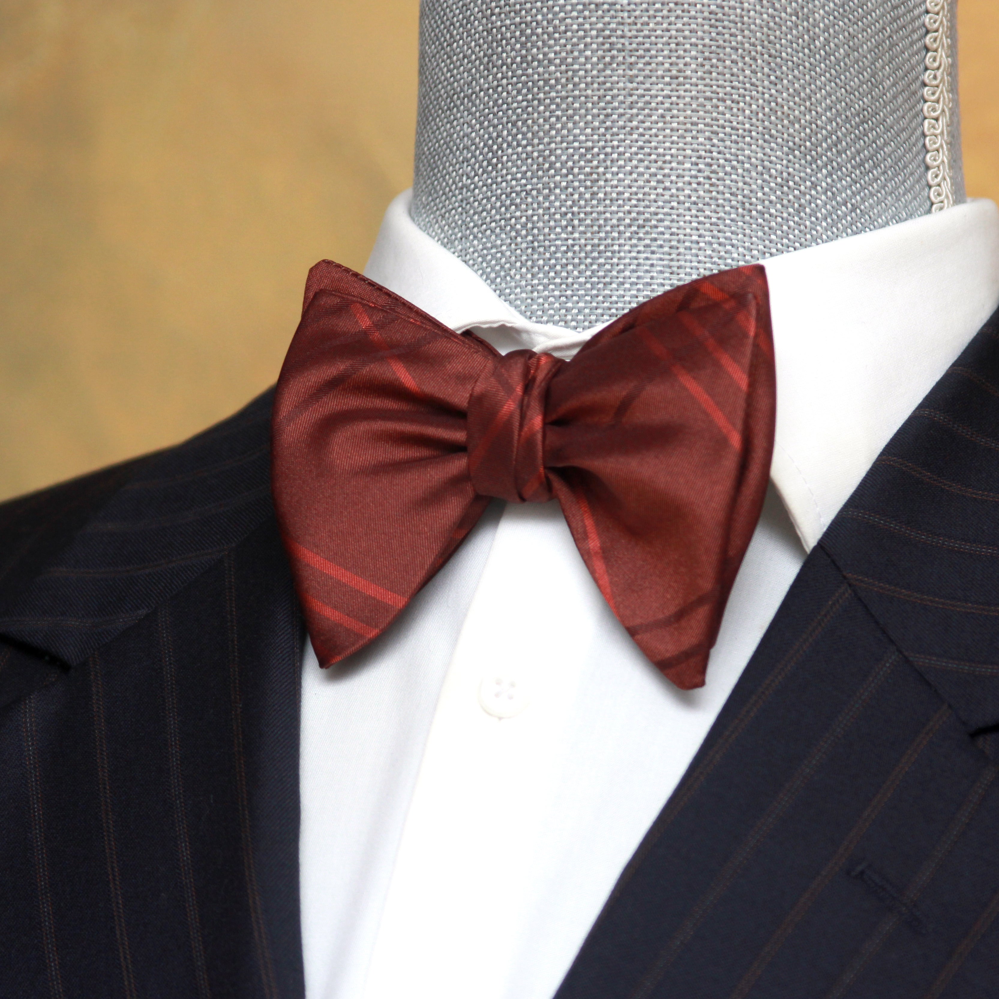 Small Butterfly Brown Plaid Silk Bow Tie S652small