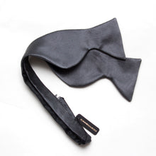 Load image into Gallery viewer, Men&#39;s Large Silk Bow Tie
