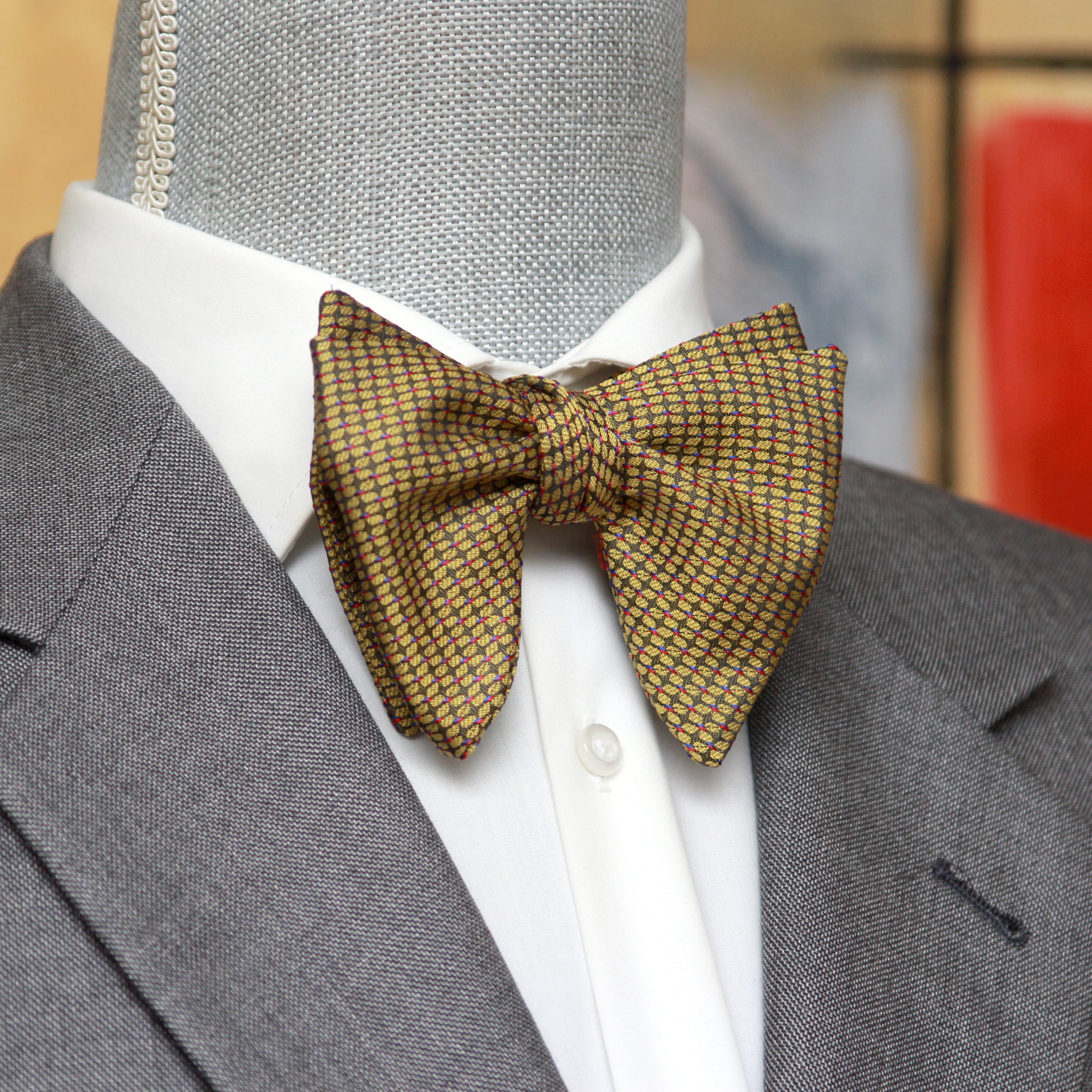 Big Butterfly Bow tie in Mustard Ornament Silk