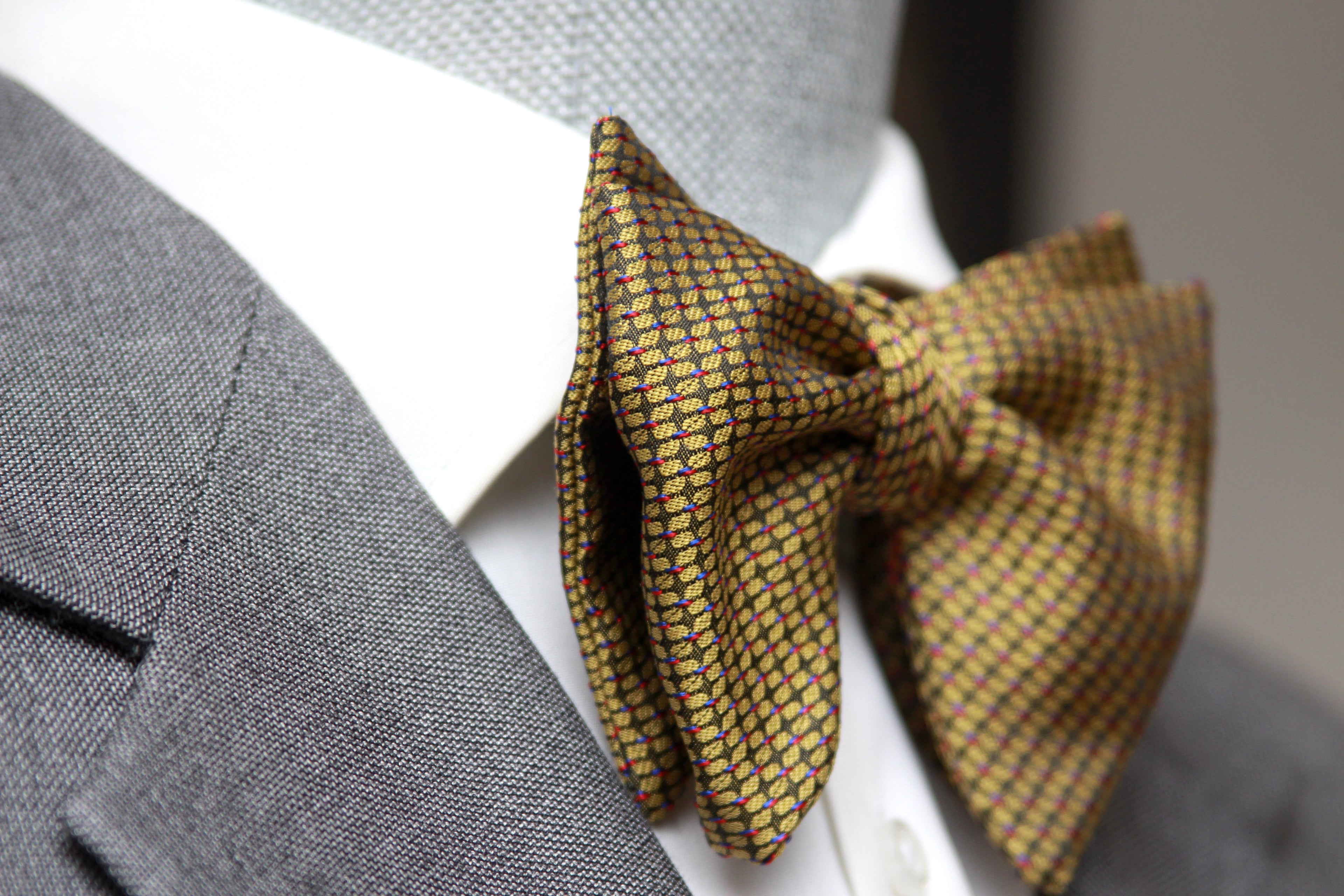 Big Butterfly Bow tie in Mustard Ornament Silk