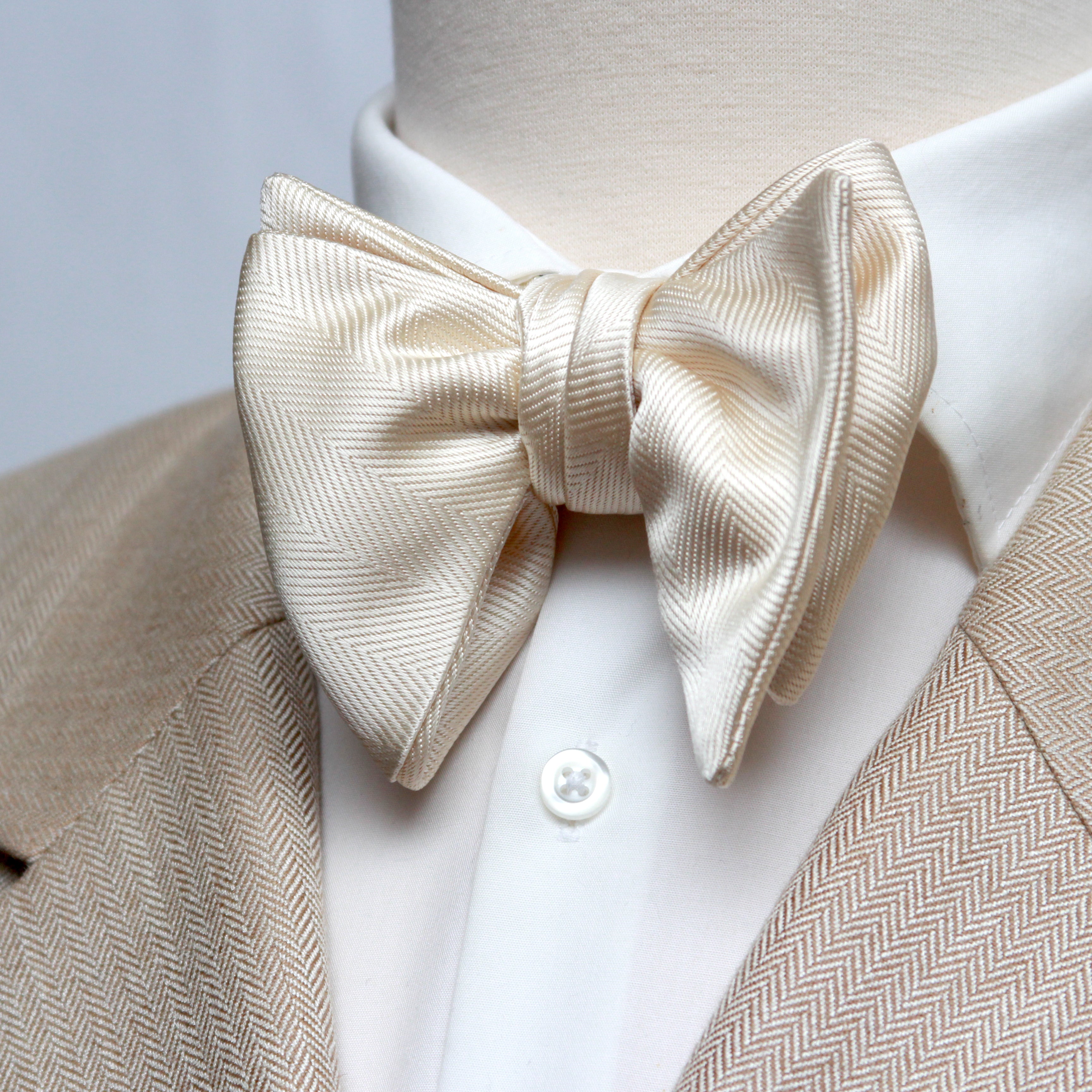 Men's Large Silk Bow Tie