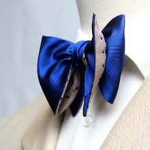 Load image into Gallery viewer, Men&#39;s Large Silk Bow Tie
