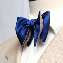 Load image into Gallery viewer, Men&#39;s Large Silk Bow Tie
