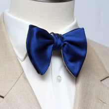 Load image into Gallery viewer, Men&#39;s Large Silk Bow Tie
