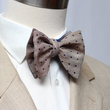 Load image into Gallery viewer, Men&#39;s Large Silk Bow Tie
