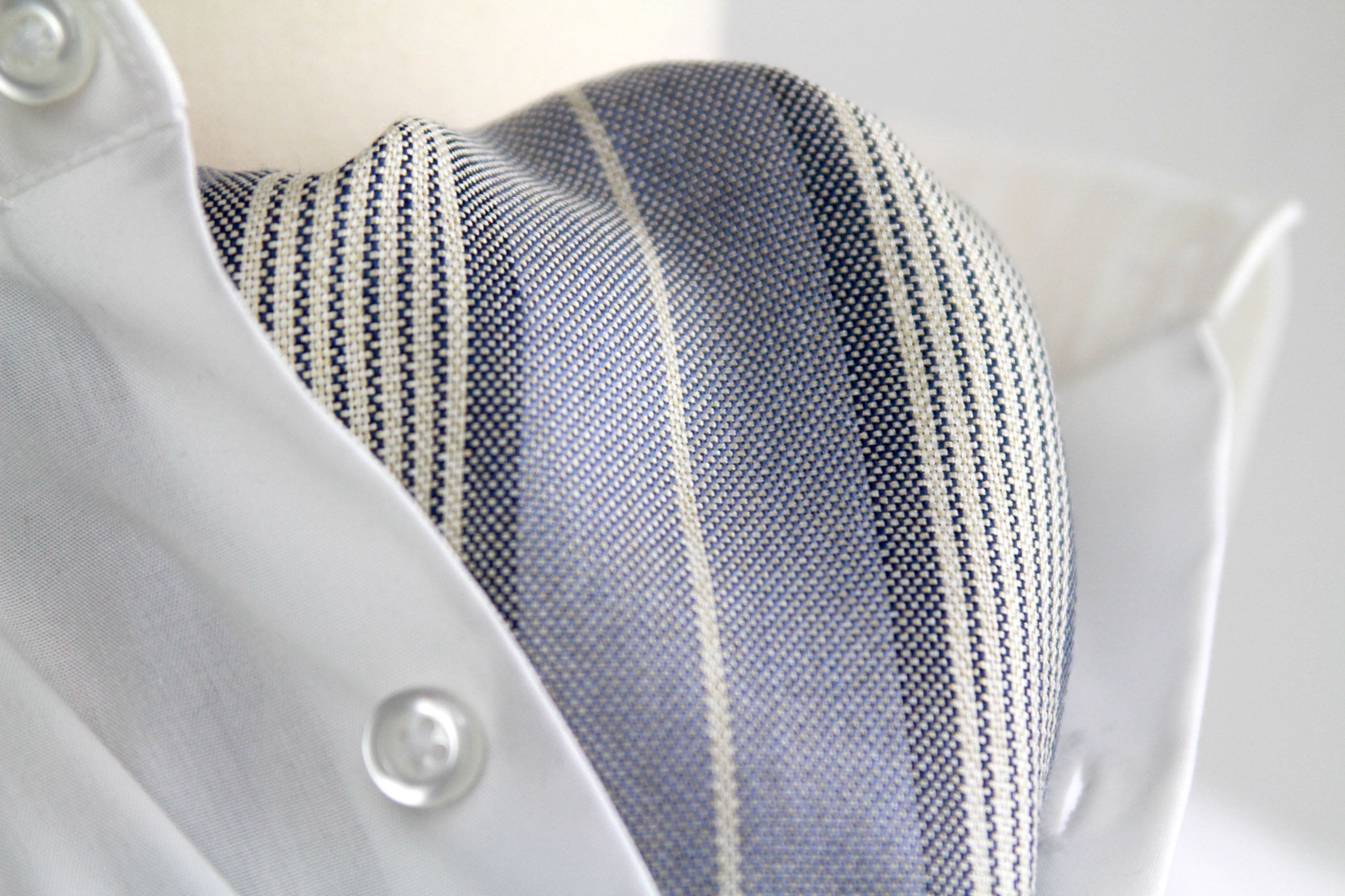 Men's Cravat Ascot Silk Blend Blue Striped