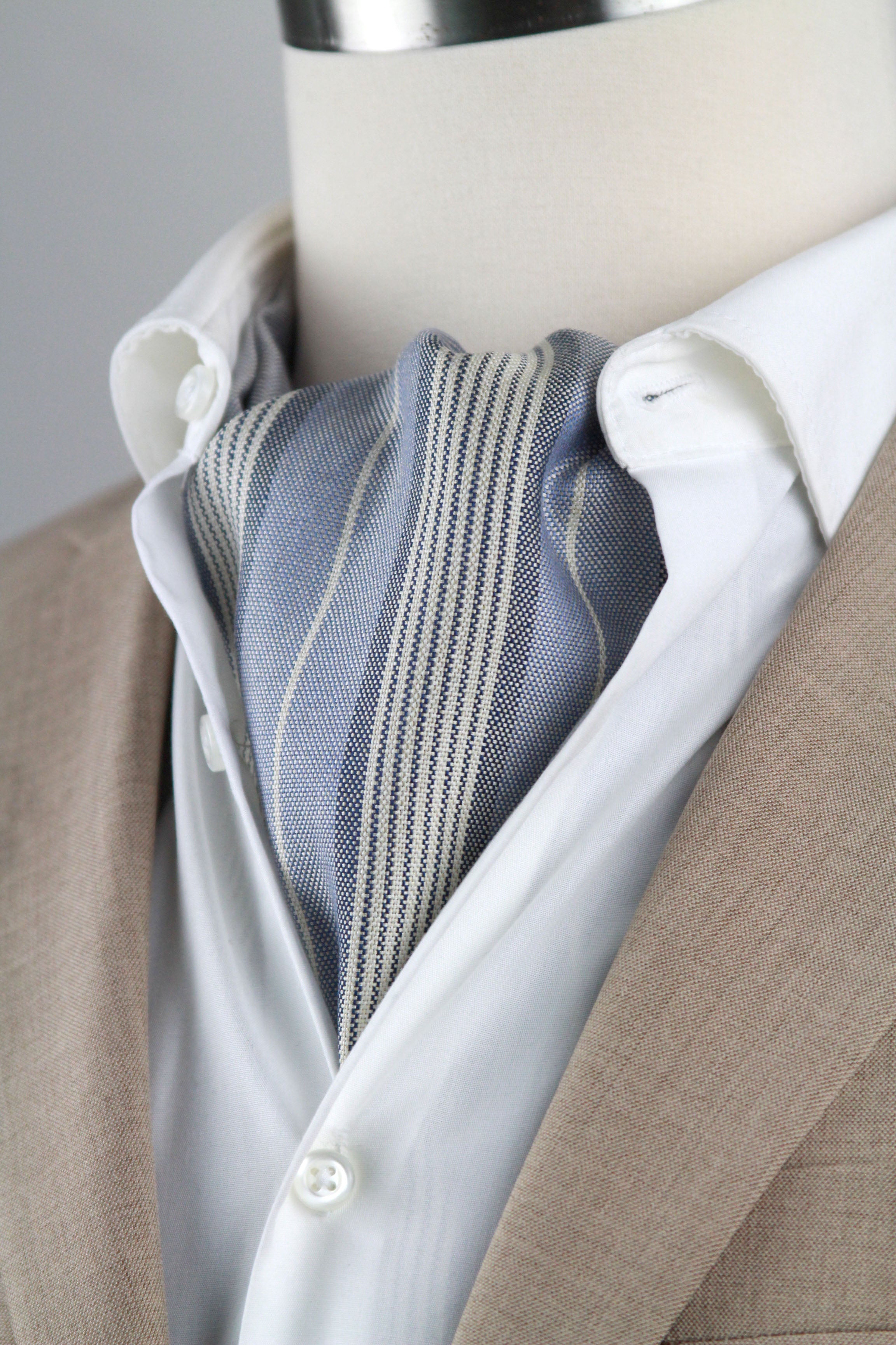 Men's Cravat Ascot Silk Blend Blue Striped