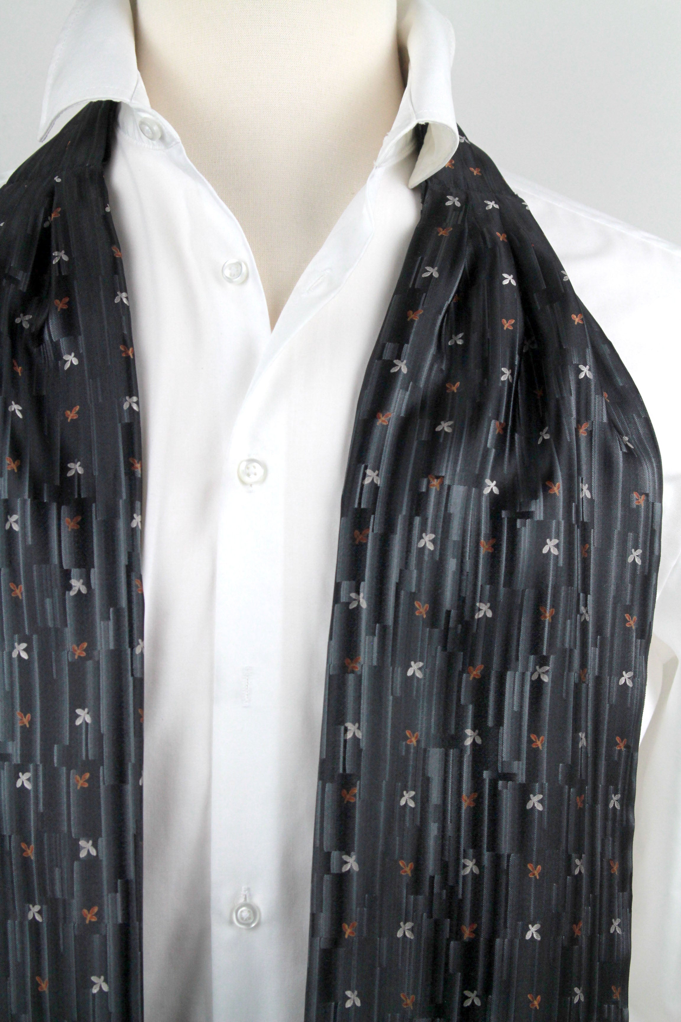 Black Silk Cravat Ascot
