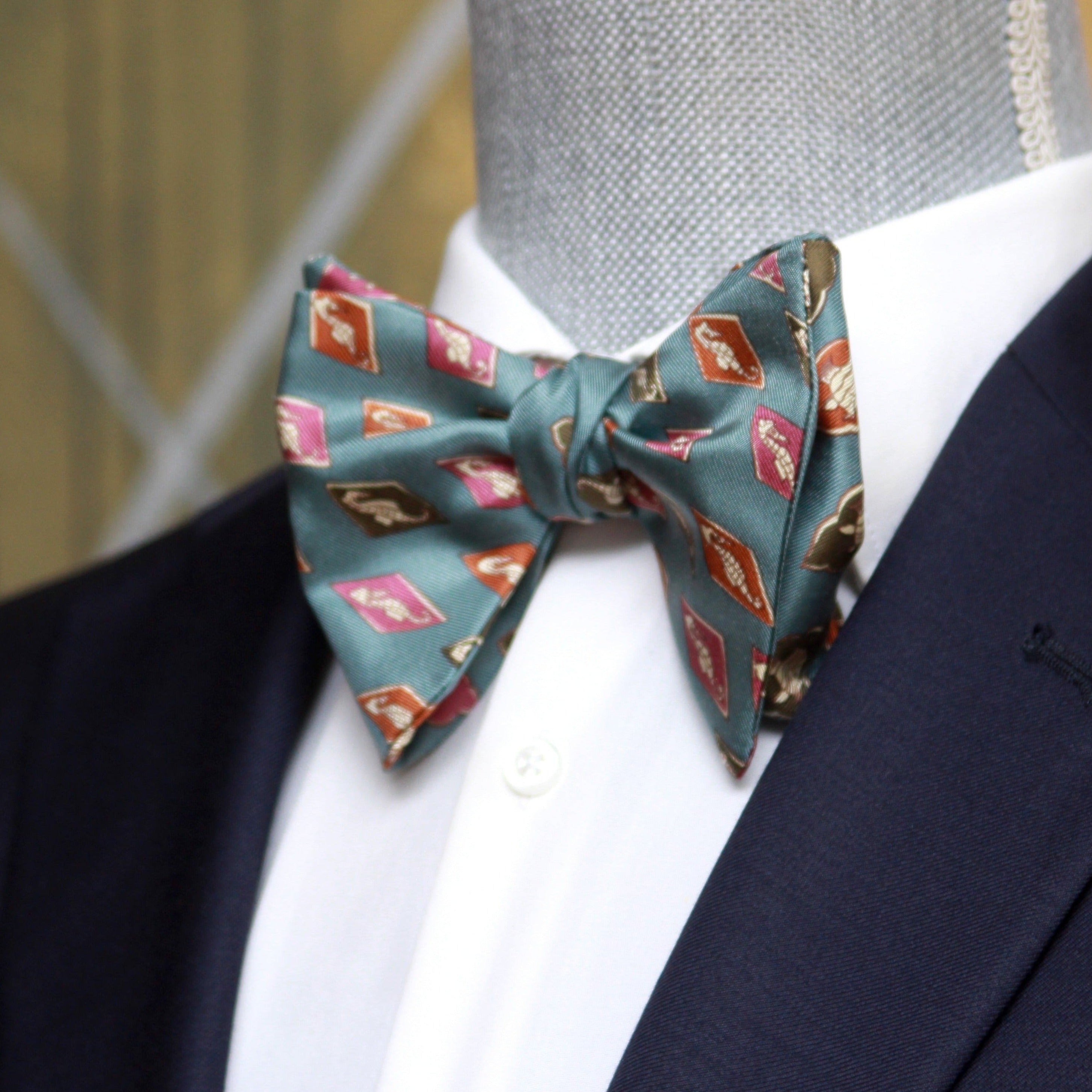 Big Butterfly Bow tie Nautica Motive