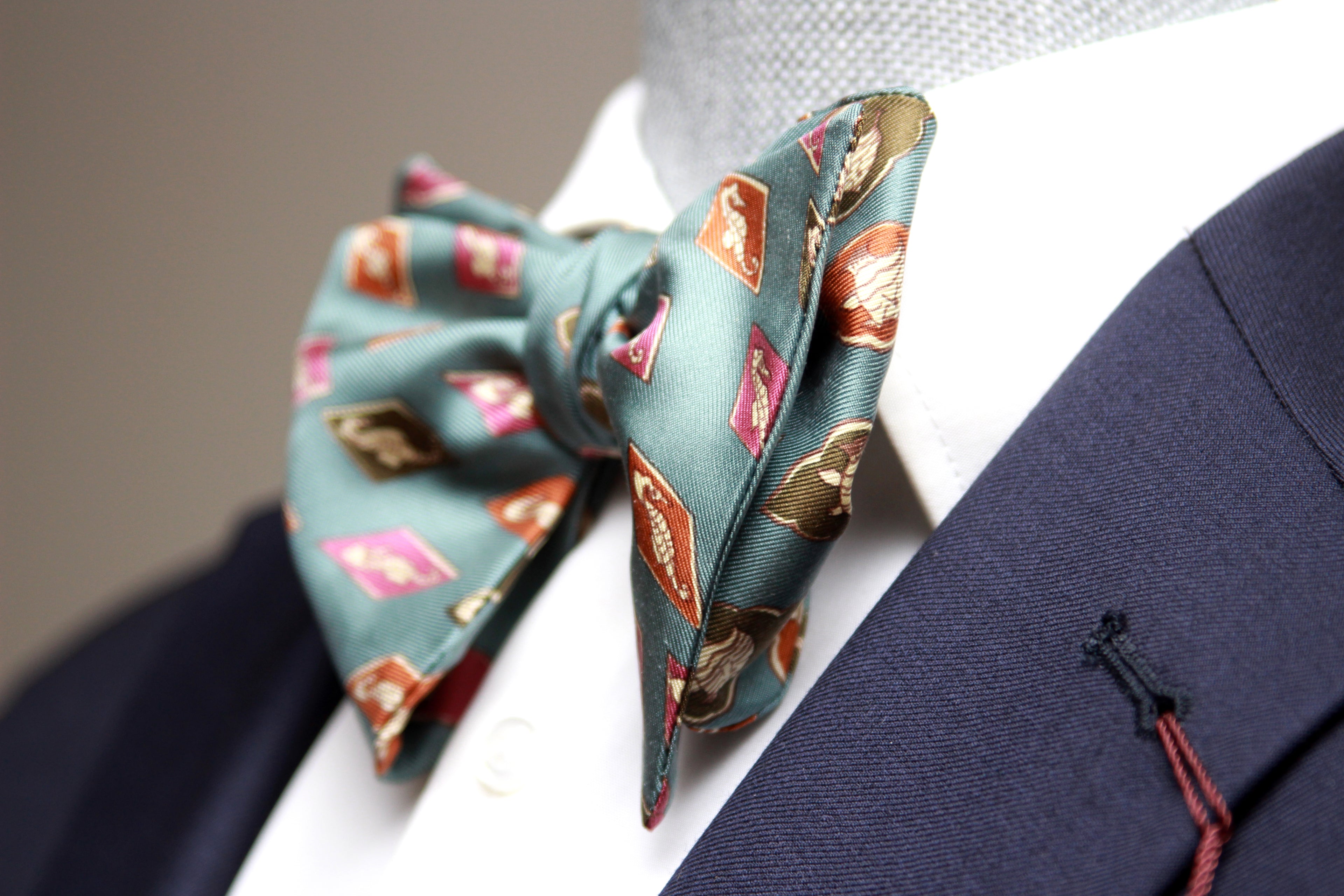 Big Butterfly Bow tie Nautica Motive