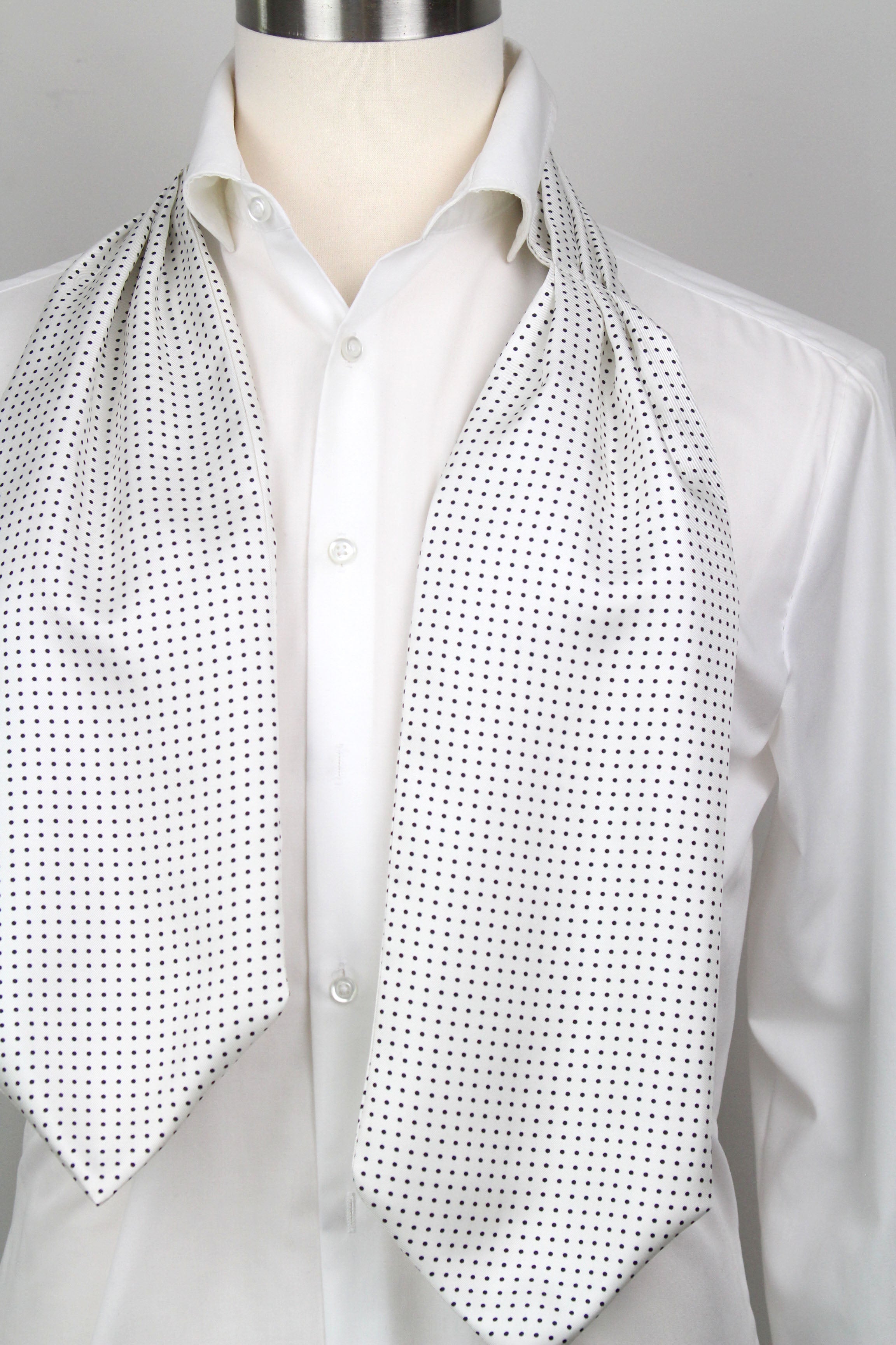 Luxury Men’s Ascot Cravat
