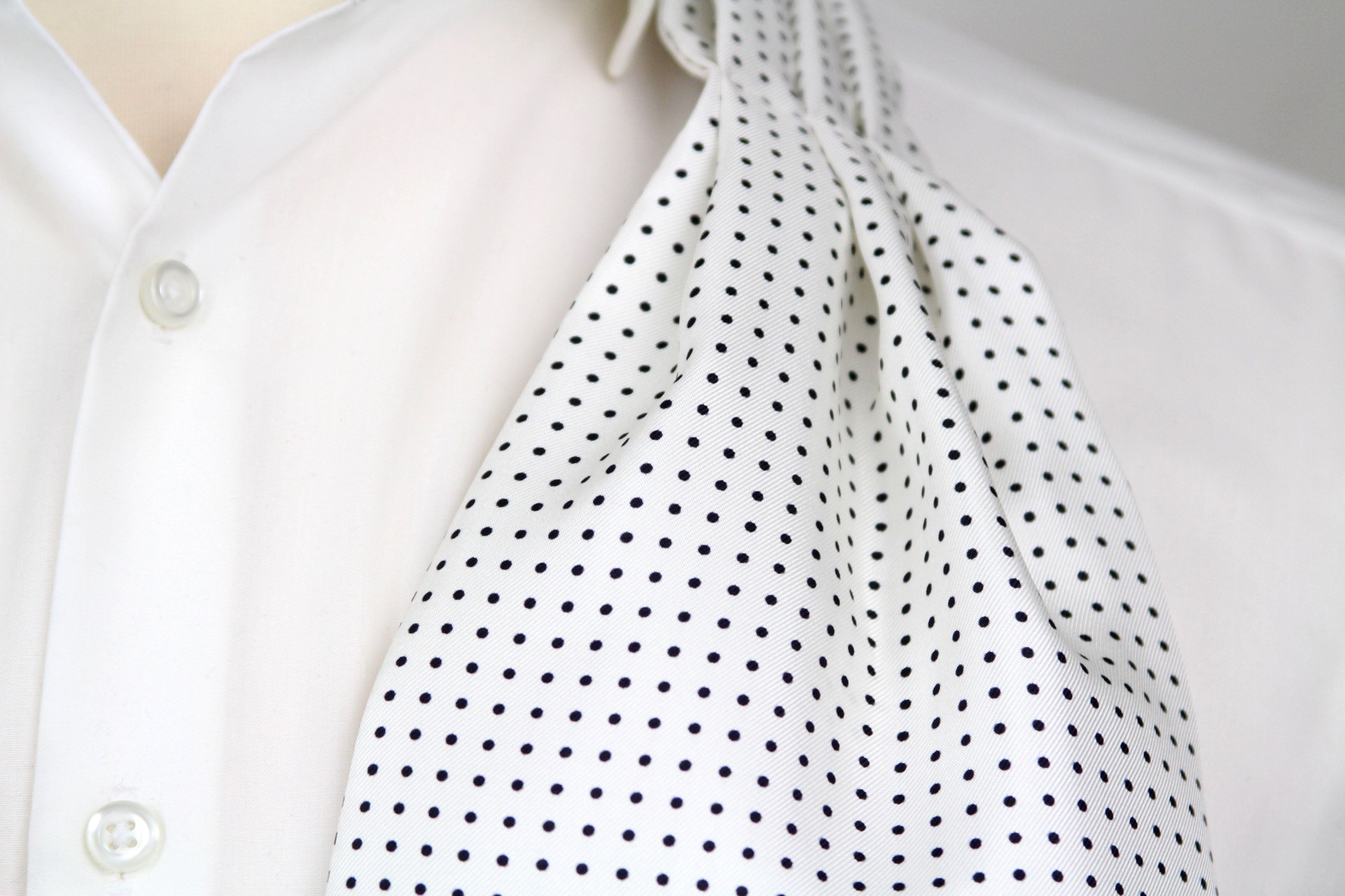 Luxury Men’s Ascot Cravat