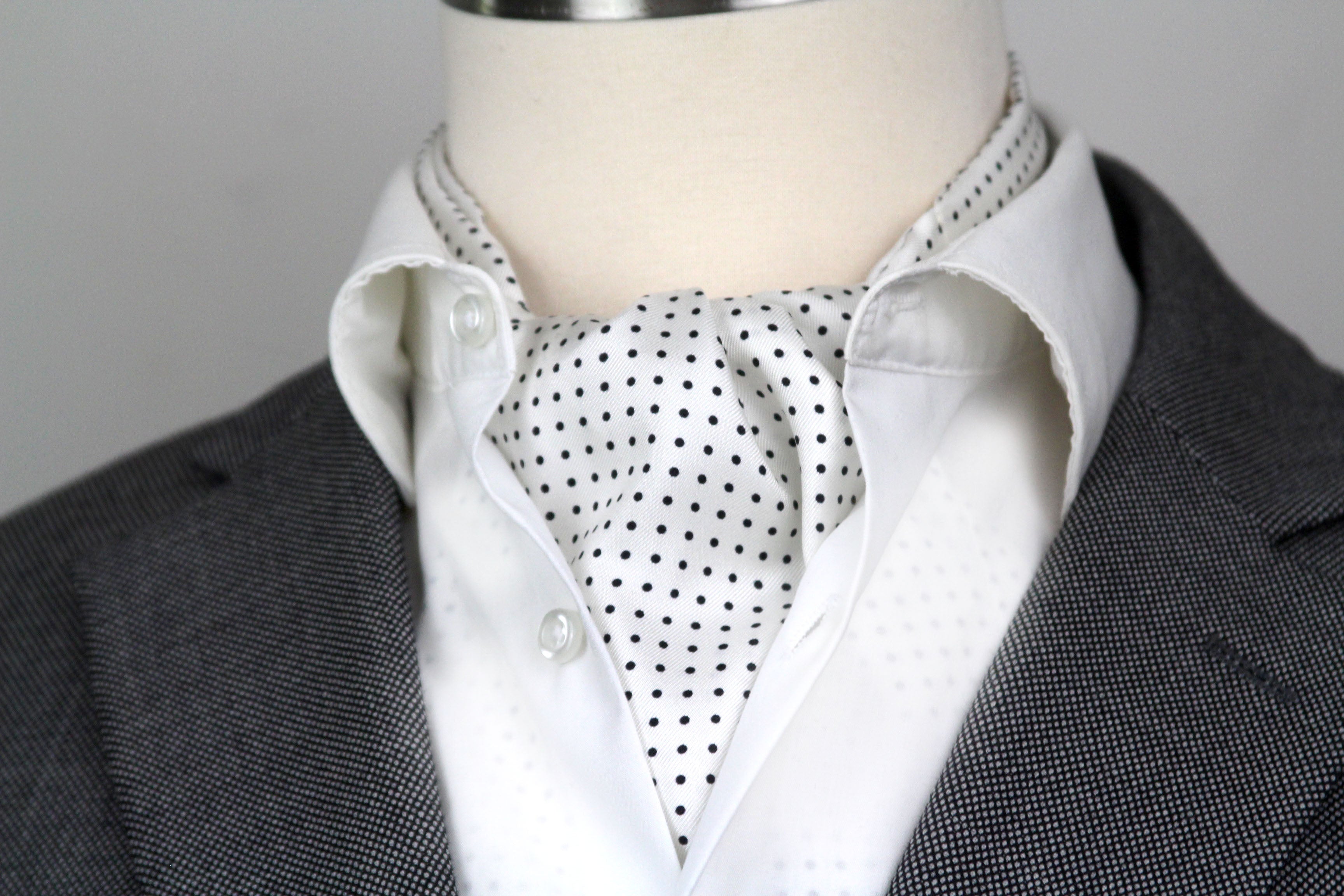 Luxury Men’s Ascot Cravat