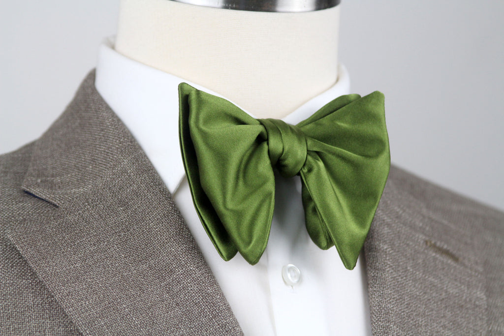 Men's Large Silk Bow Tie Pesto Green Charmeuse