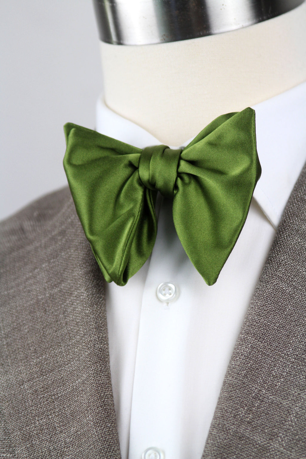 Men's Large Silk Bow Tie Pesto Green Charmeuse