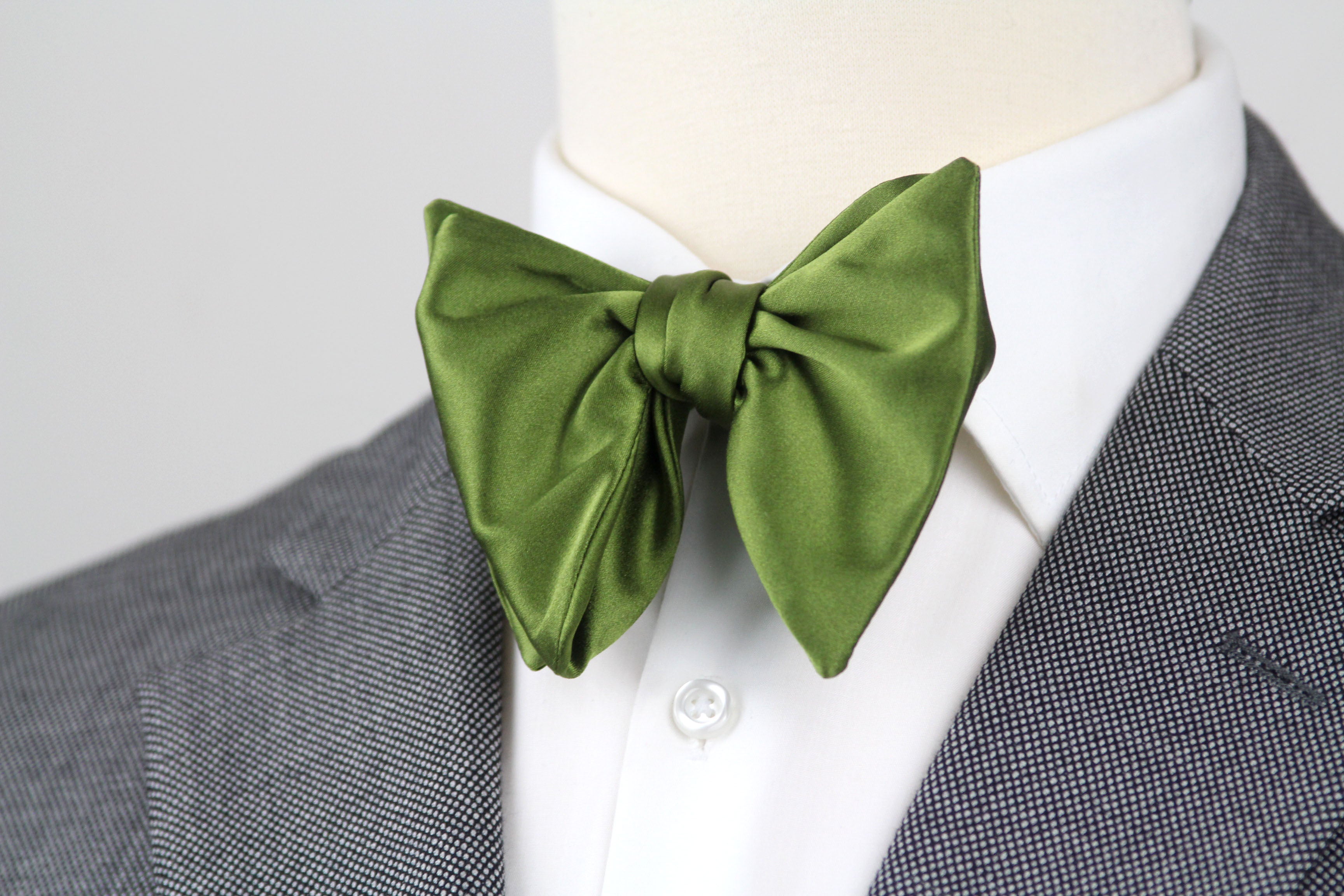 Men's Large Silk Bow Tie Pesto Green Charmeuse