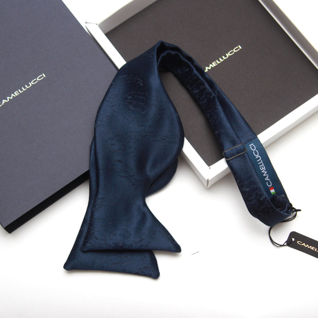 Men's Large Silk Bow Tie