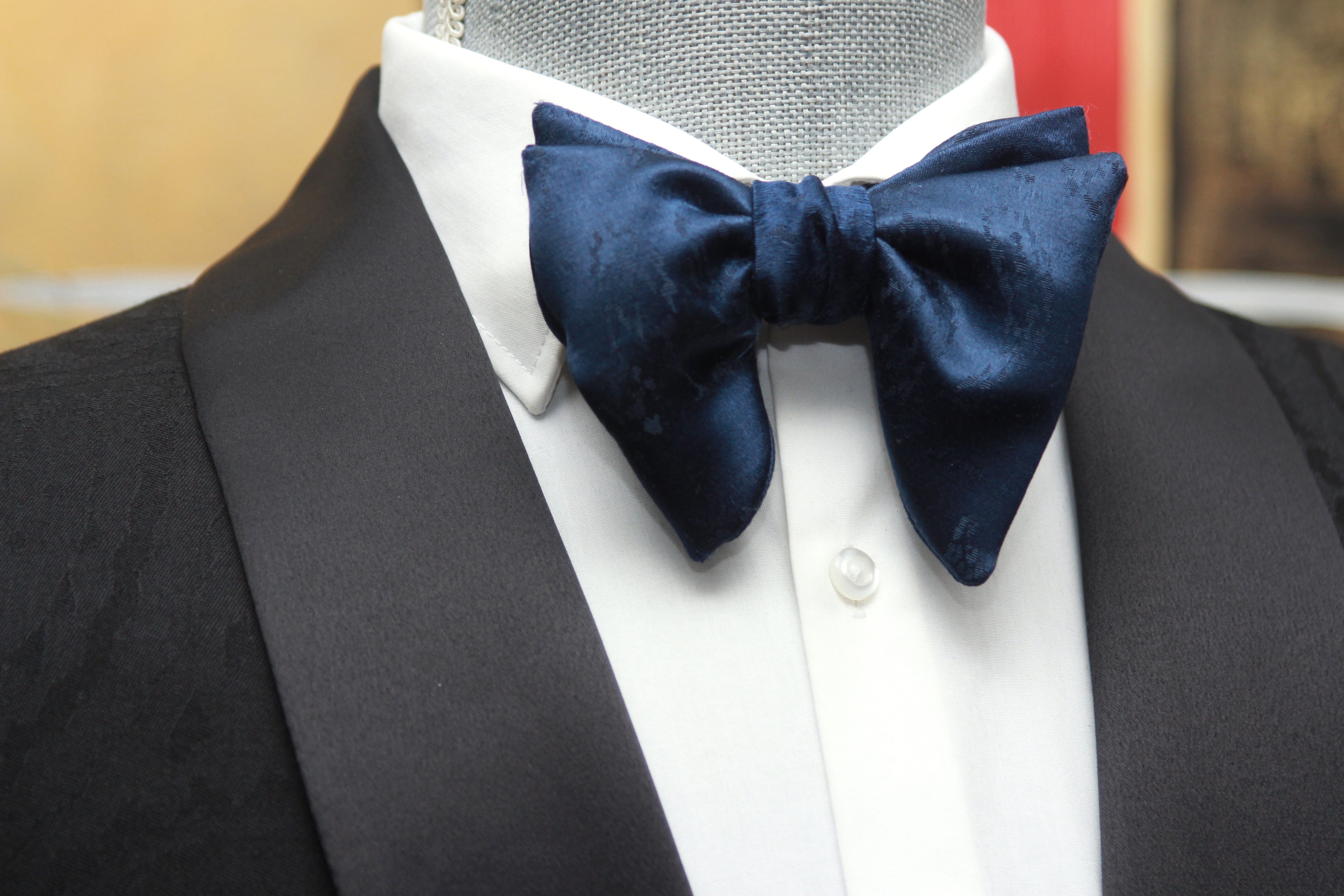 Men's Large Silk Bow Tie