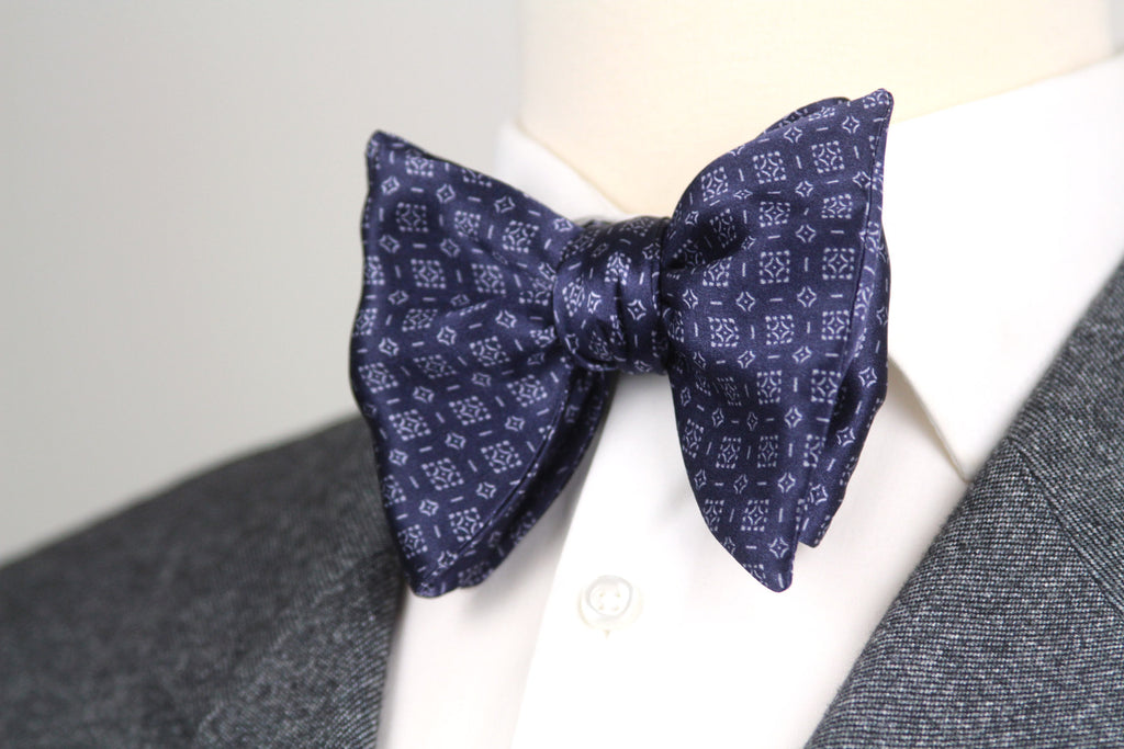 Men's Large Silk Bow Tie