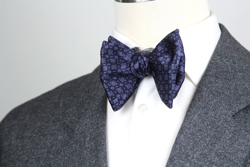 Men's Large Silk Bow Tie