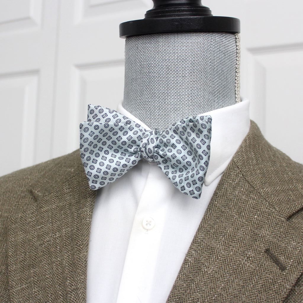 Grey Ornament Self-Tie Bow Tie