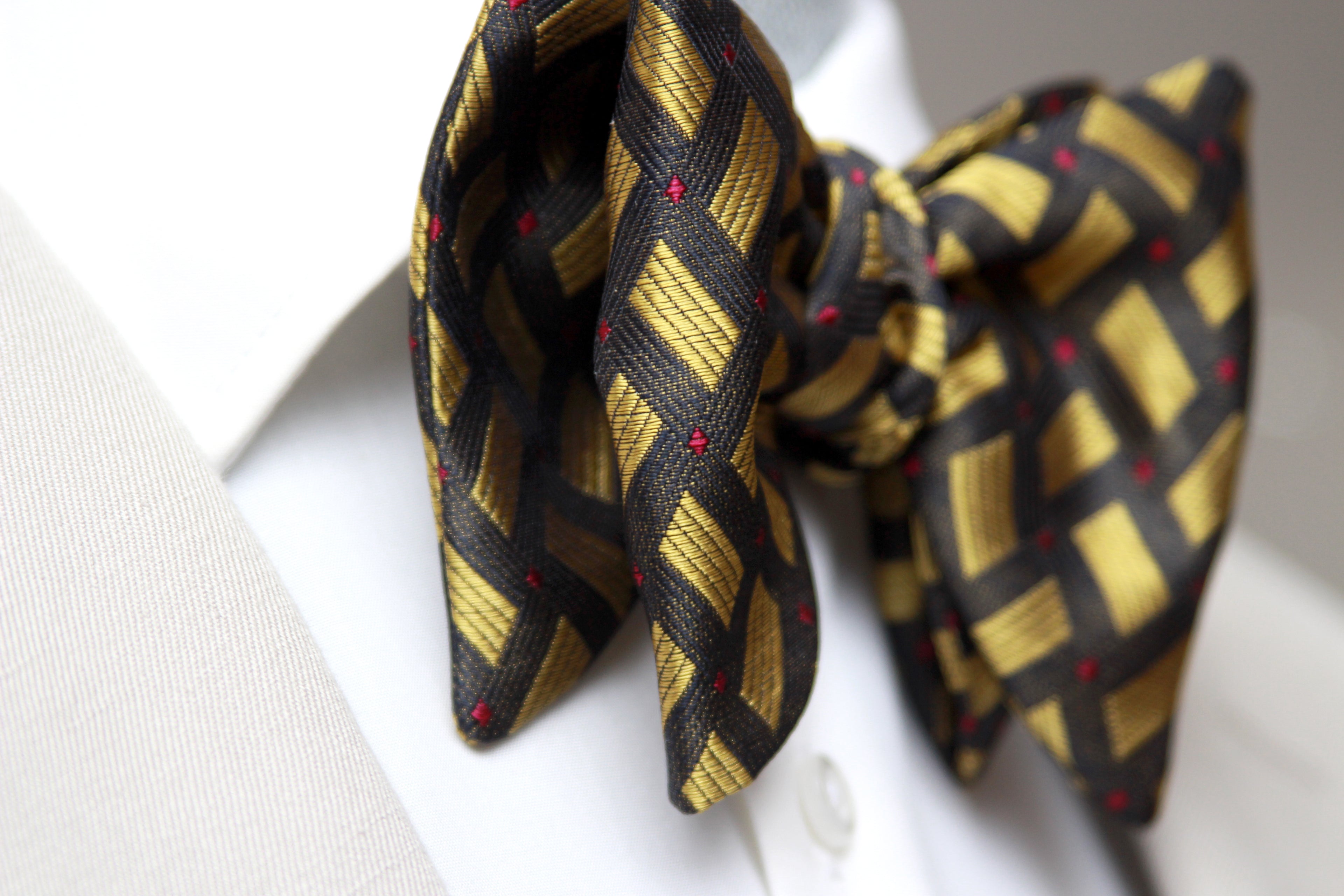 Big Butterfly Silk Bow Tie