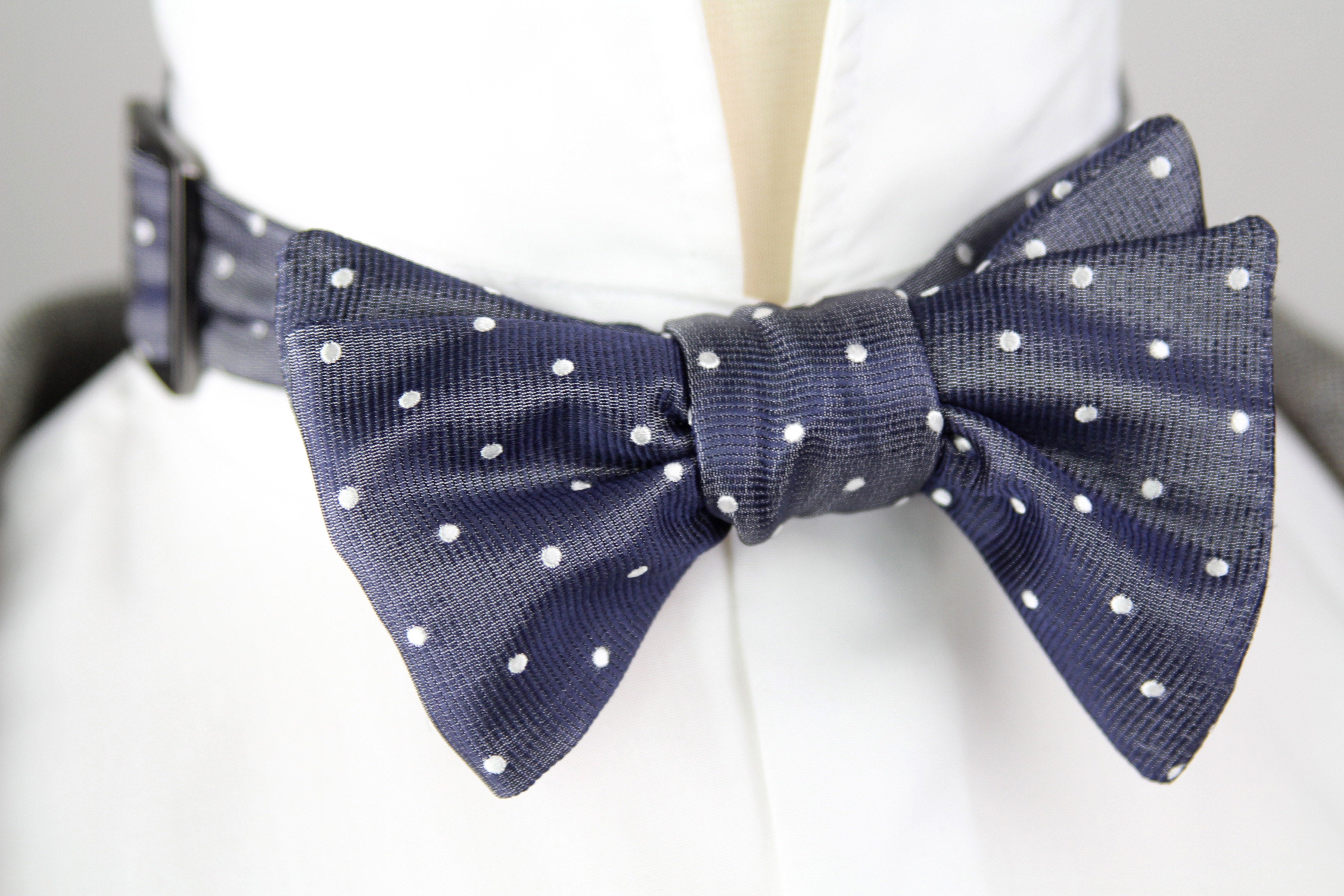 Silk Men's Bow Tie Polka Dot