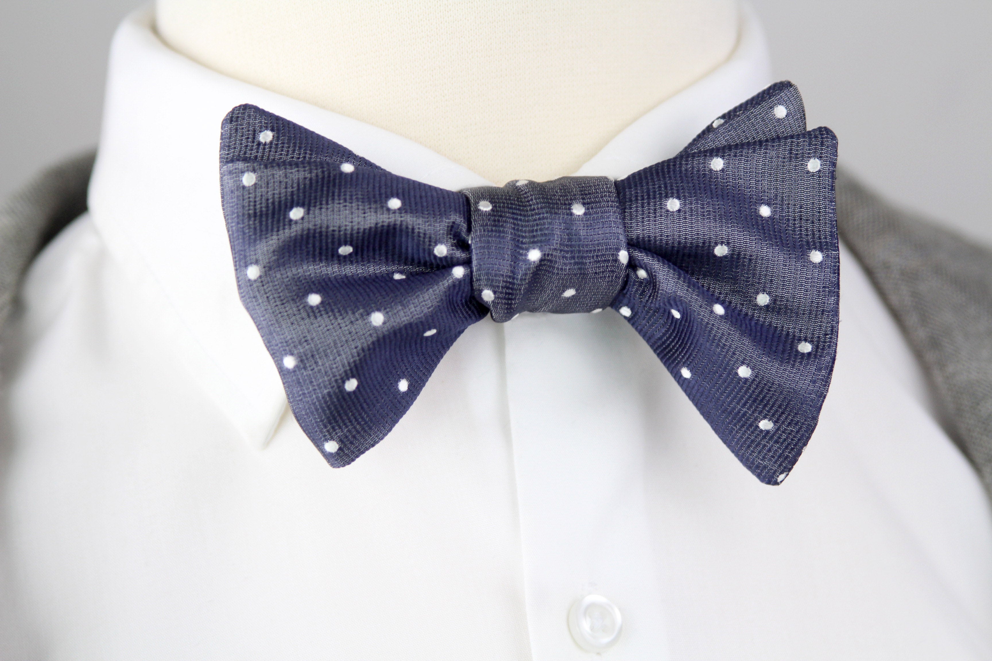 Silk Men's Bow Tie Polka Dot