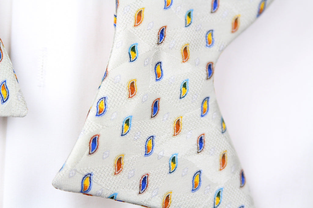 Big Butterfly Gold Ornament Bow tie
