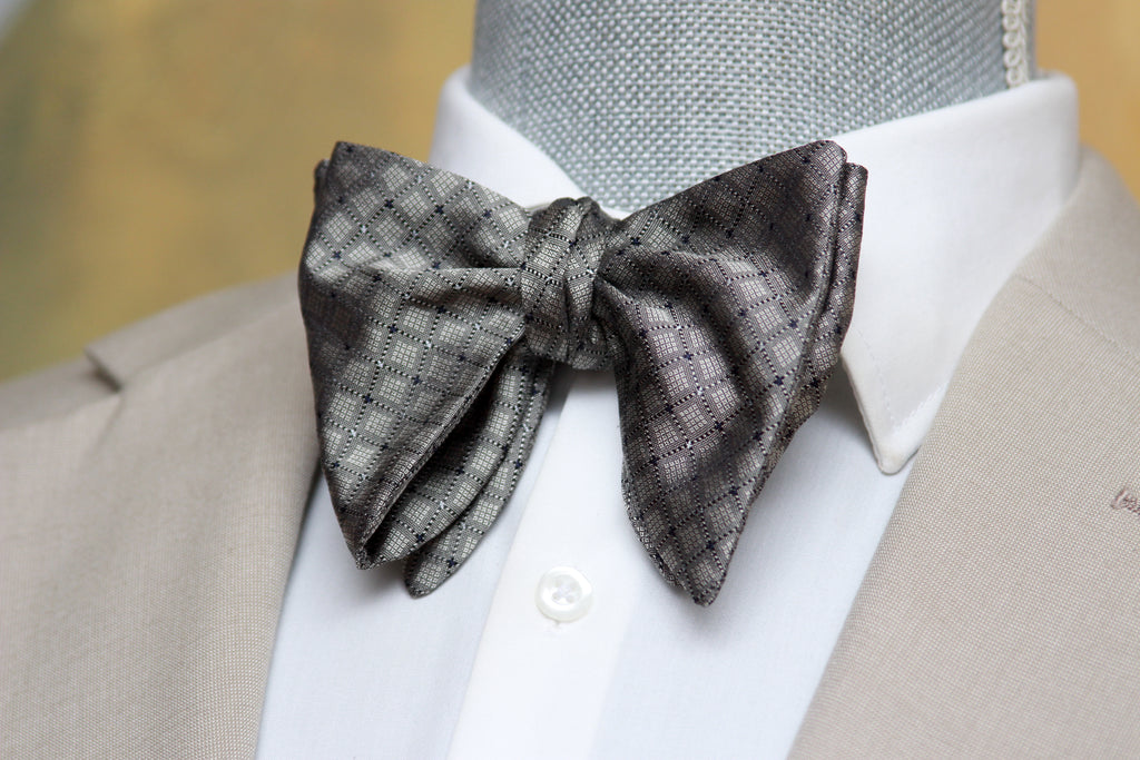 Grey Big Butterfly Silk Bow Tie