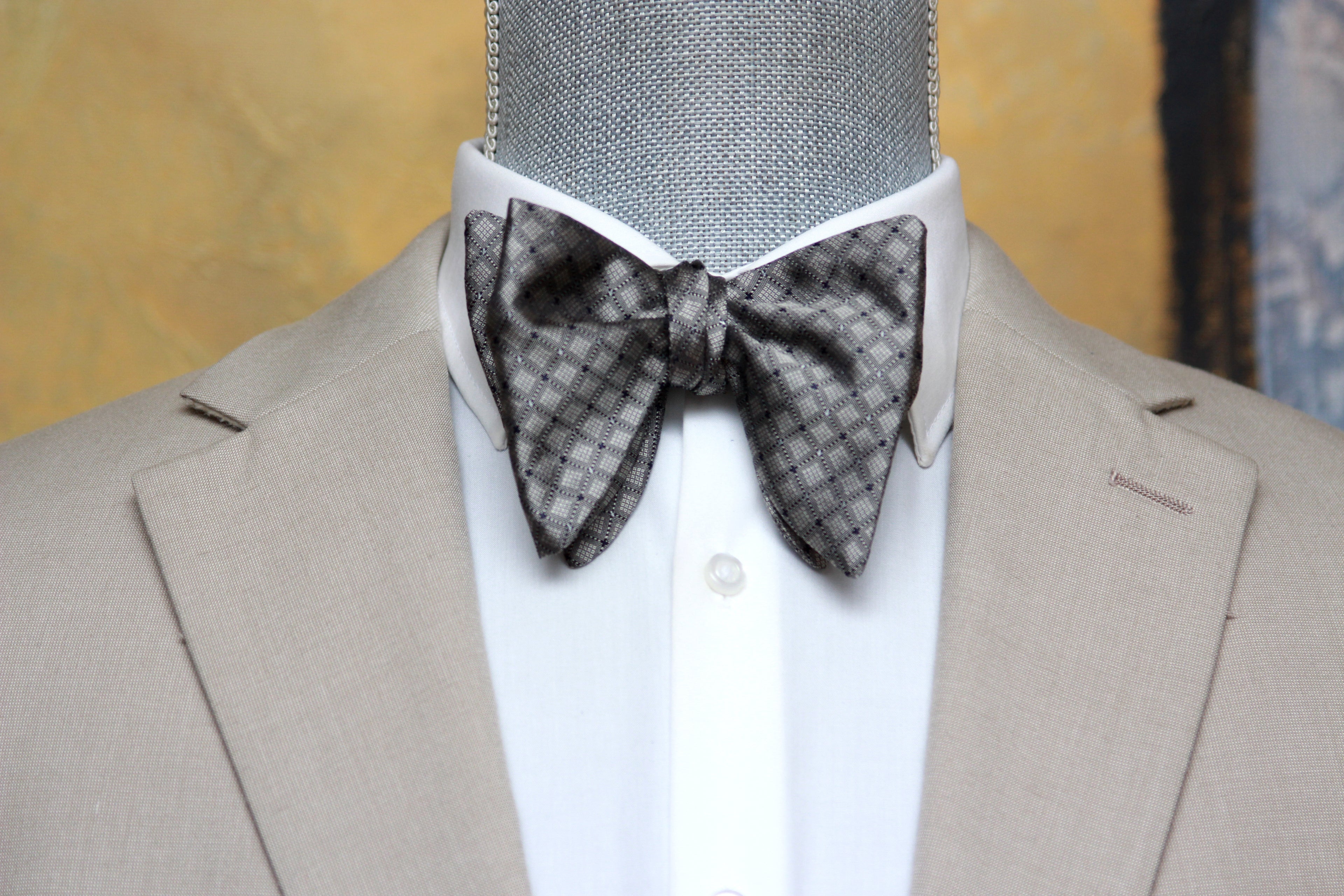 Grey Big Butterfly Silk Bow Tie