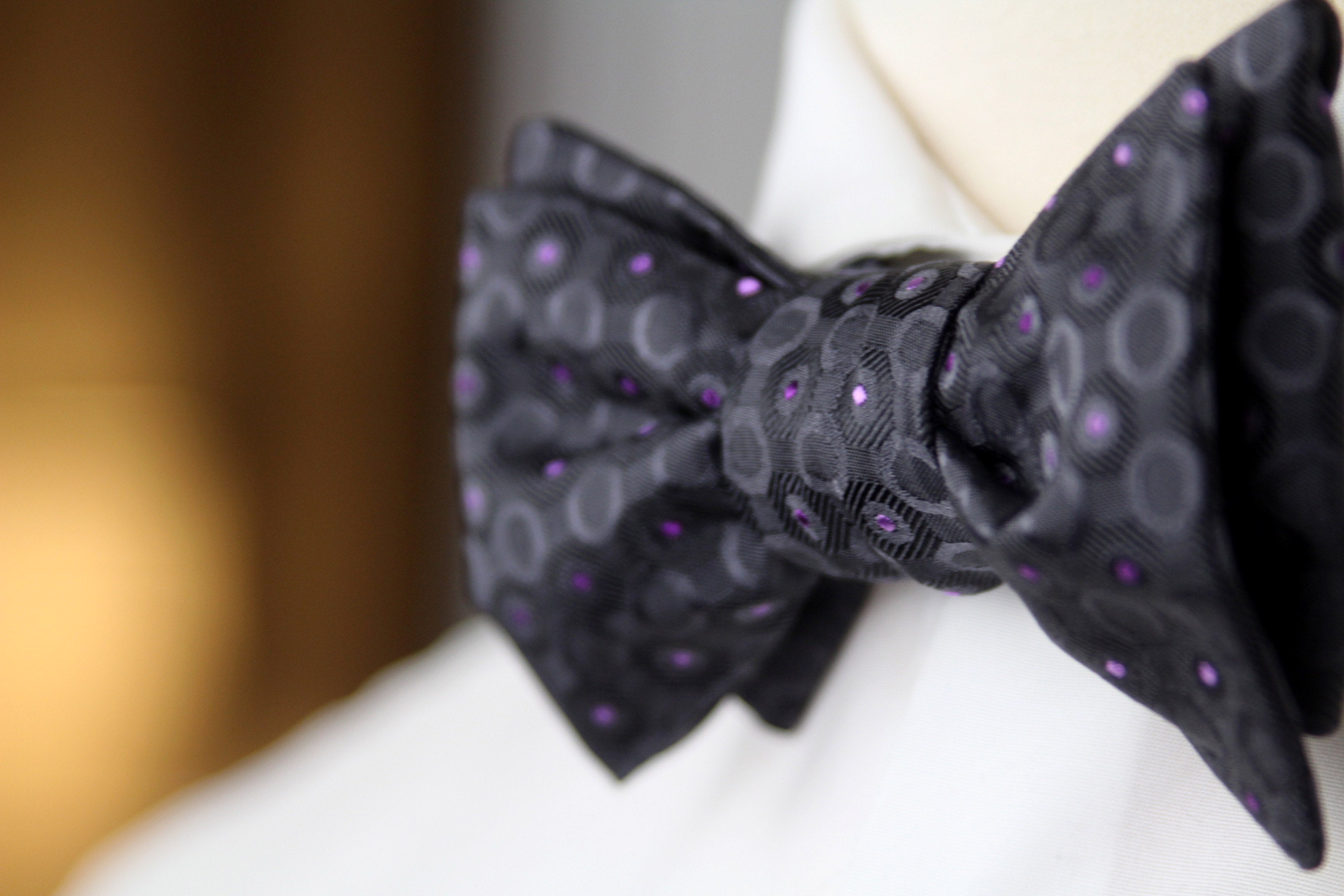 Silk Men's Bow Tie Grey with Ornament