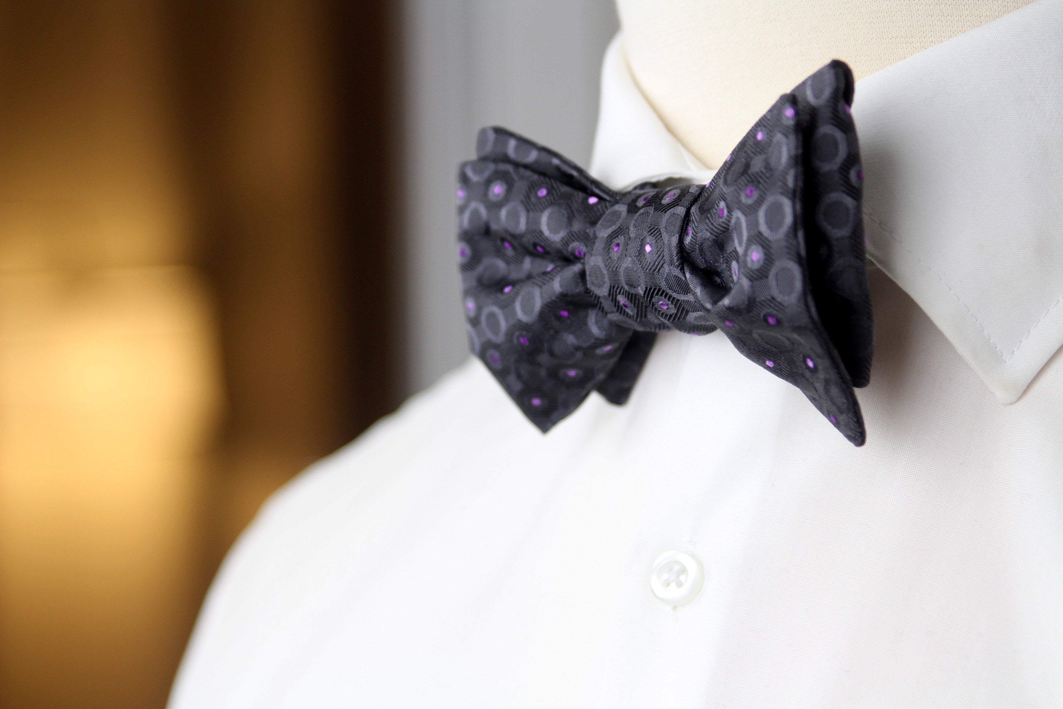 Silk Men's Bow Tie Grey with Ornament