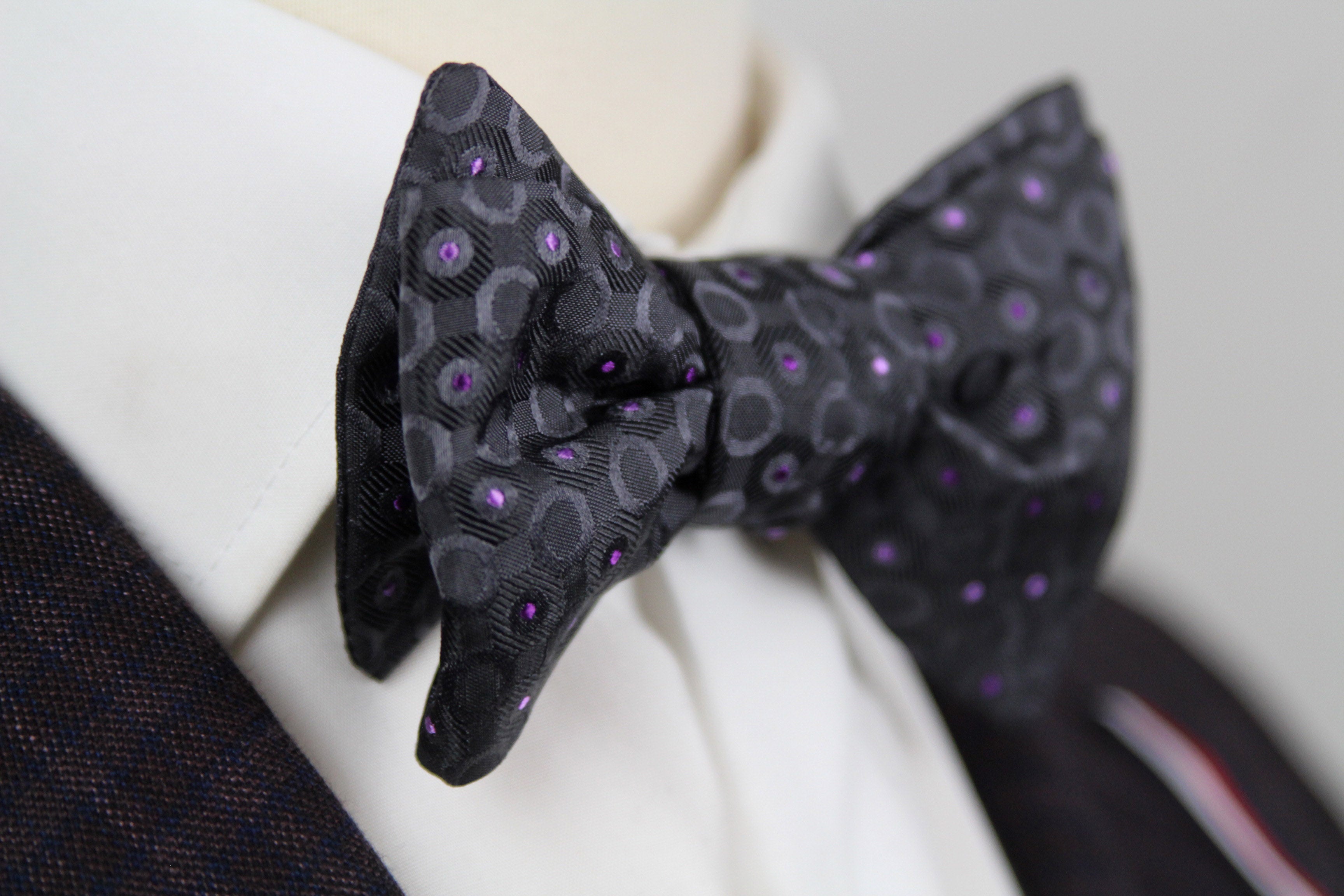 Silk Men's Bow Tie Grey with Ornament