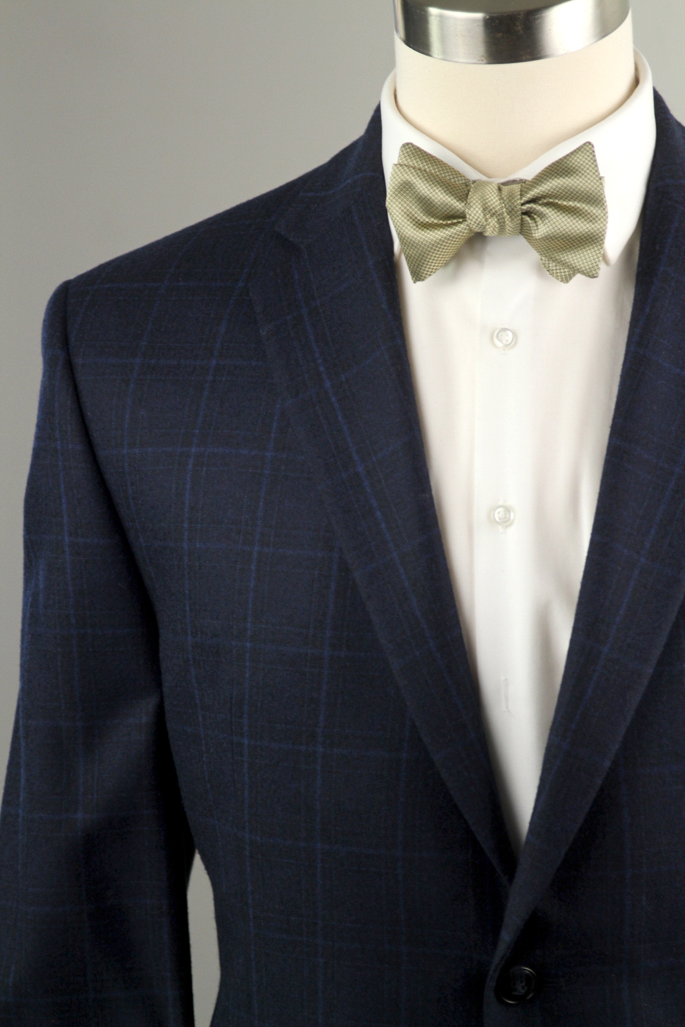 Silk Men's Bow Tie Gold