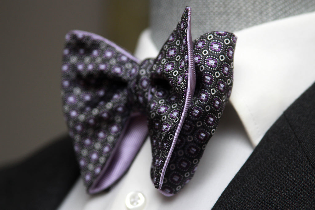 Big Butterfly Purple Plum with Light Lavender Silk Bow Tie