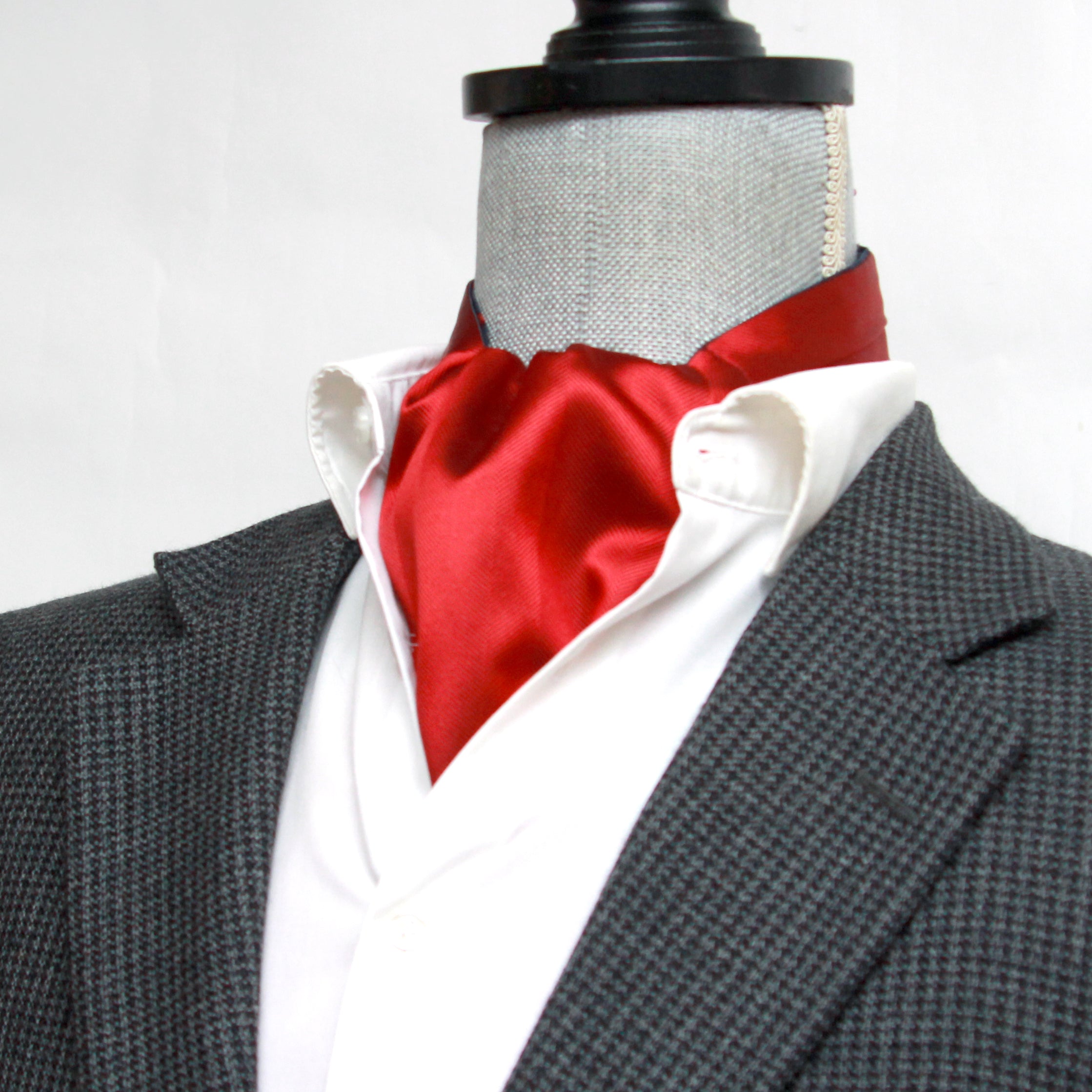 Black ornament Red Reversible Silk Ascot