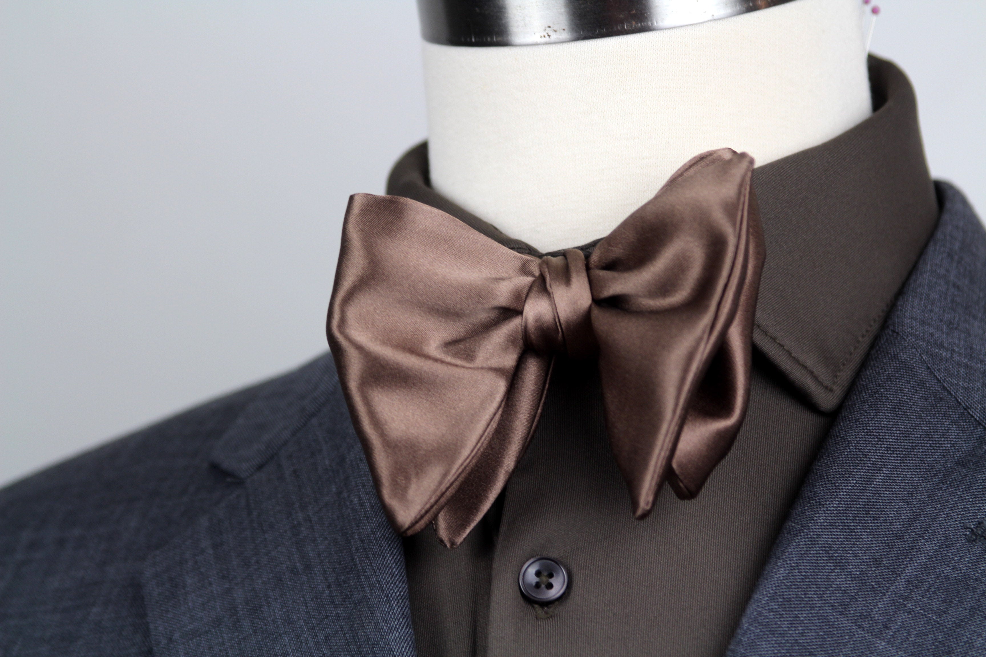 Men’s Self-Tie Big Butterfly Bow tie Chocolate Brown