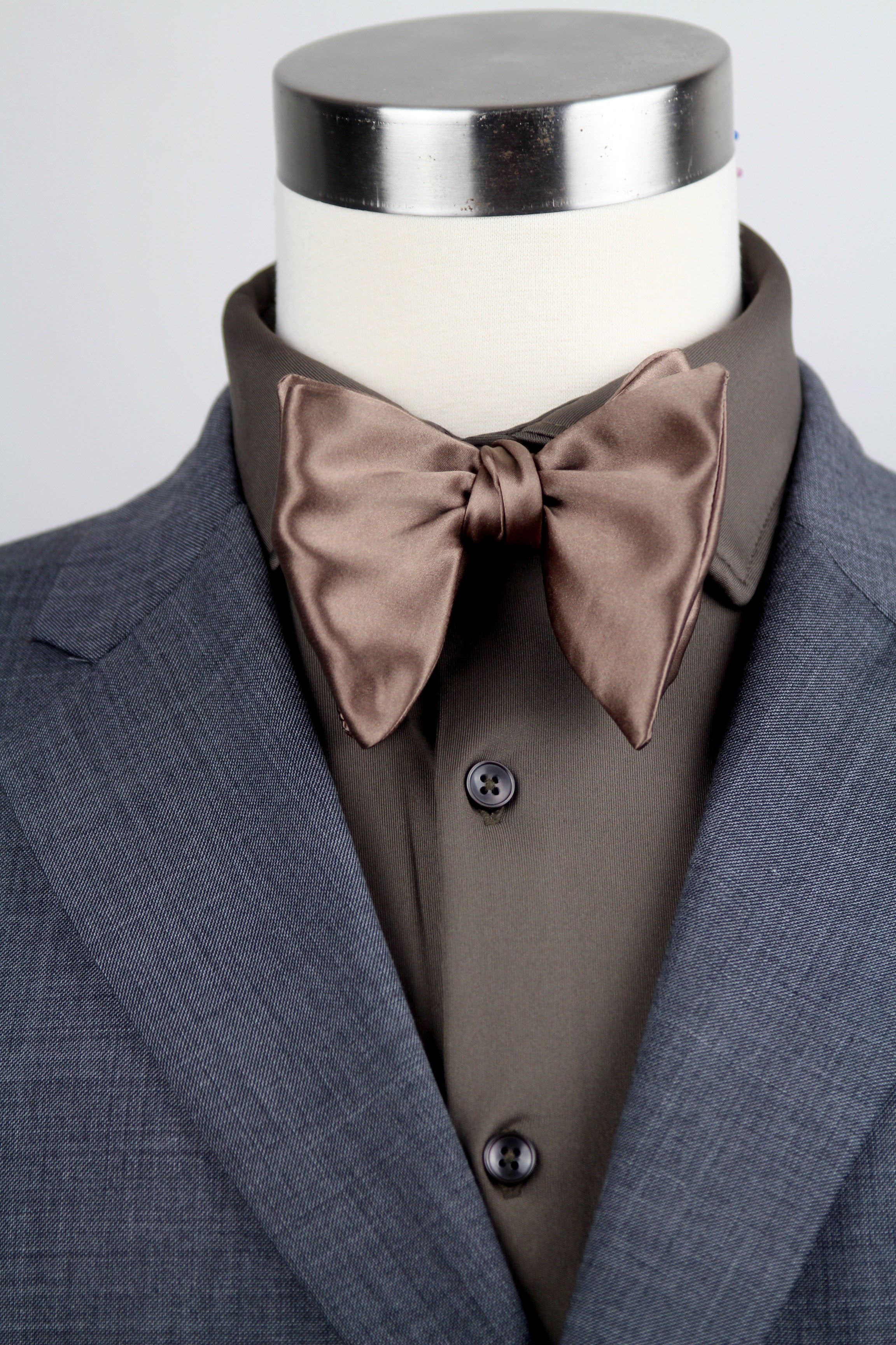 Men’s Self-Tie Big Butterfly Bow tie Chocolate Brown
