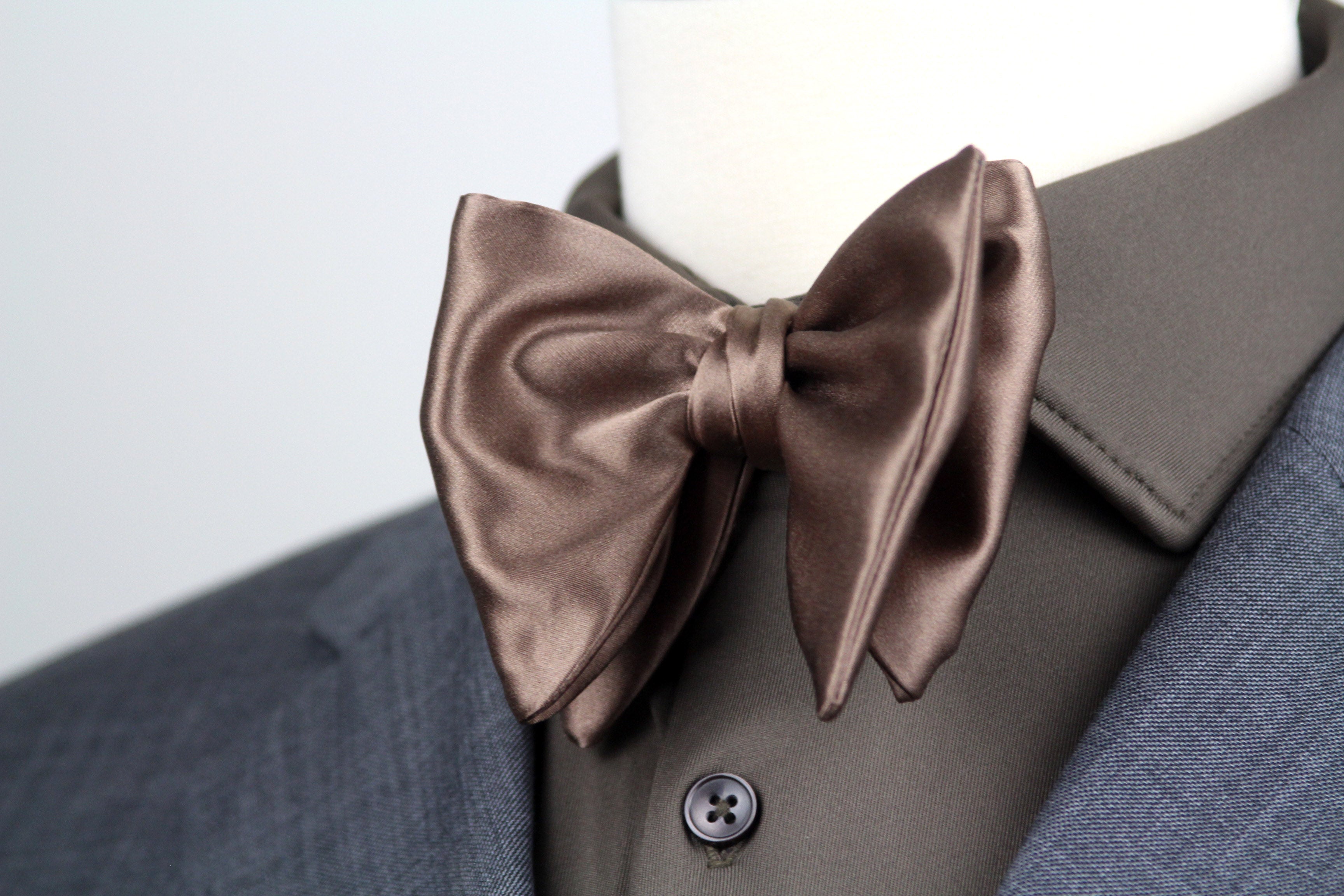 Men’s Self-Tie Big Butterfly Bow tie Chocolate Brown