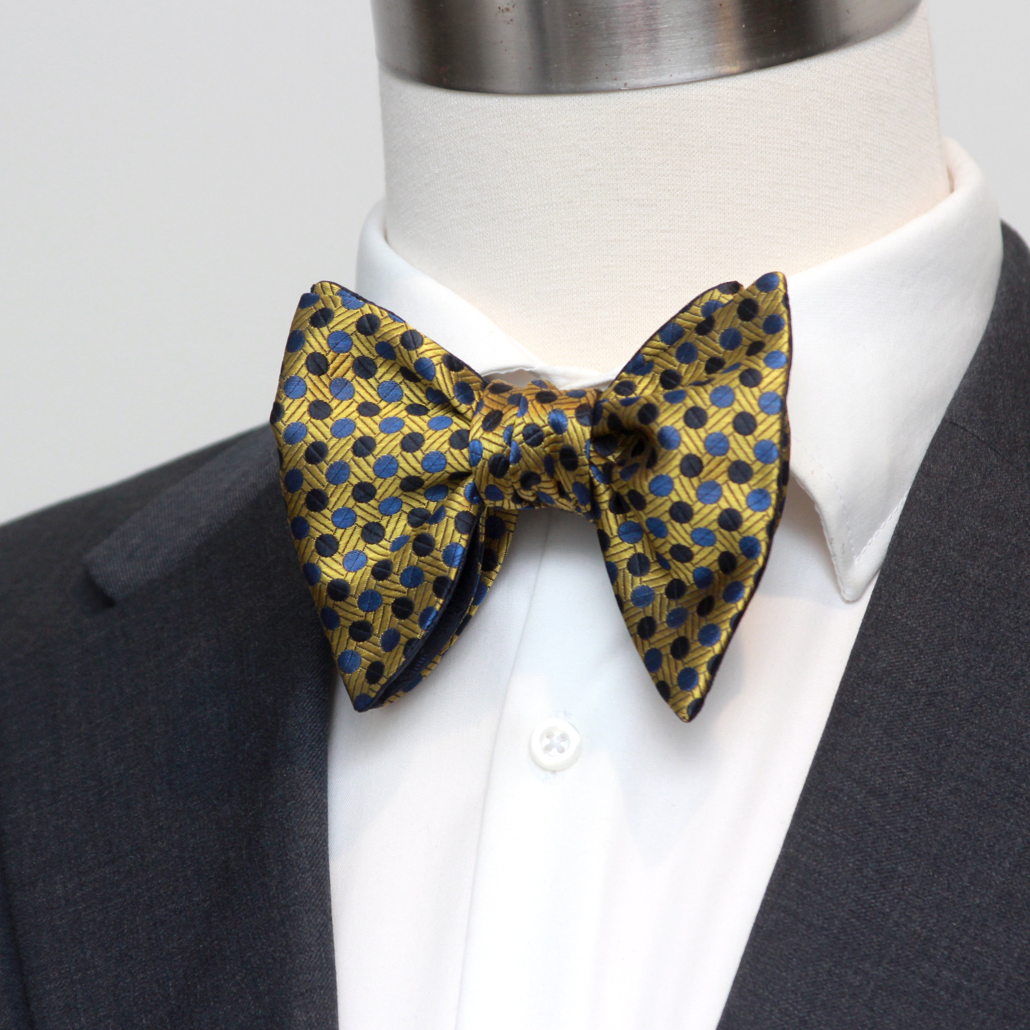 Large Men's Bow Tie