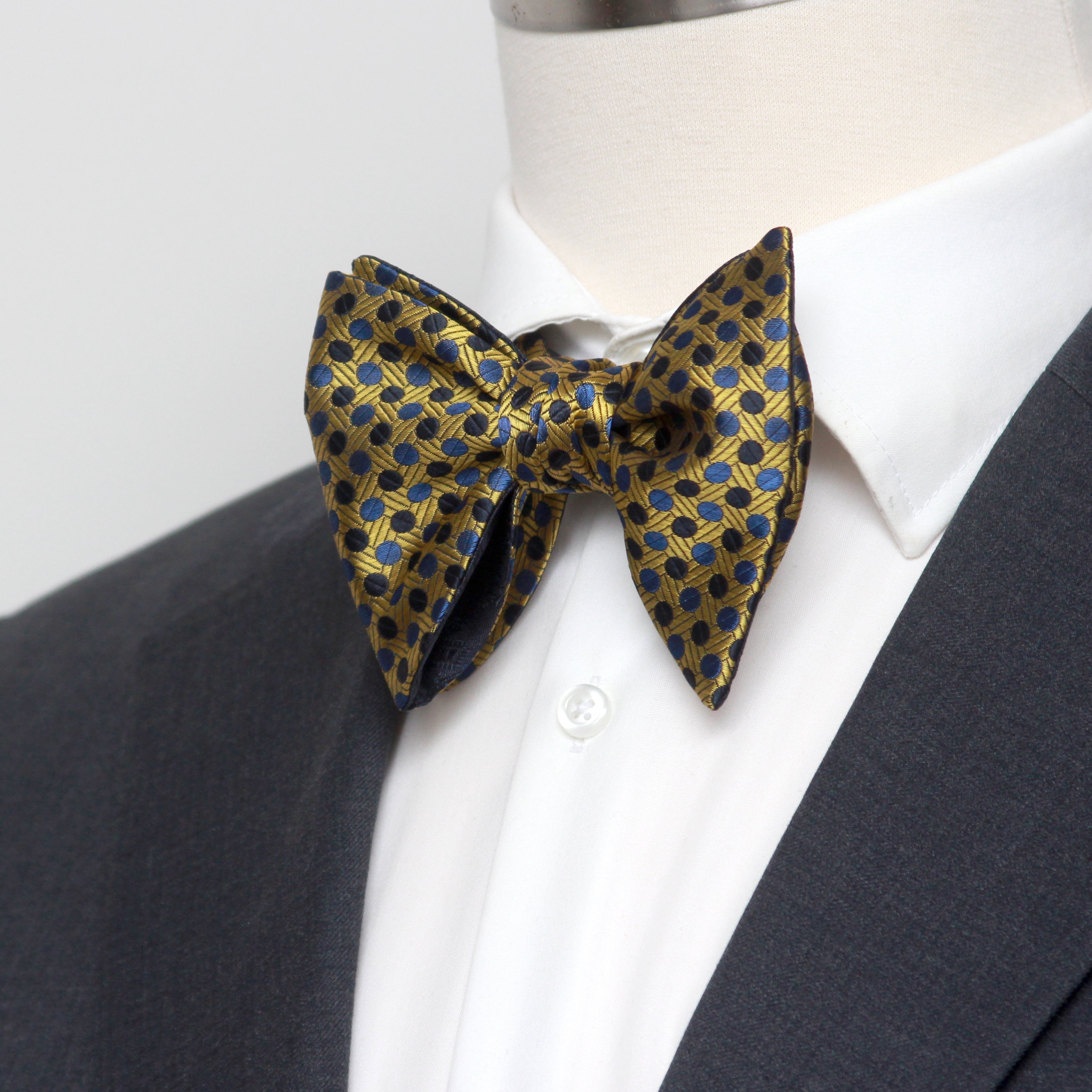 Large Men's Bow Tie