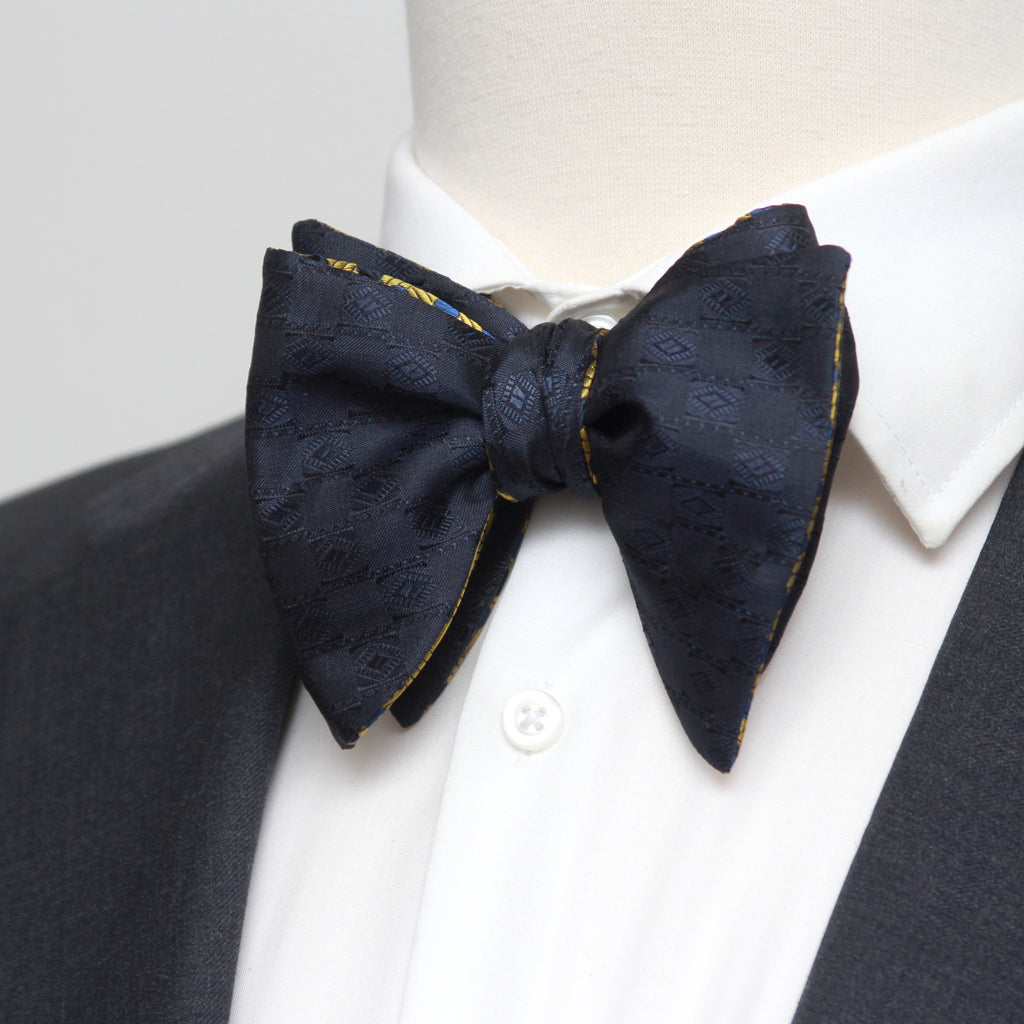 Large Men's Bow Tie