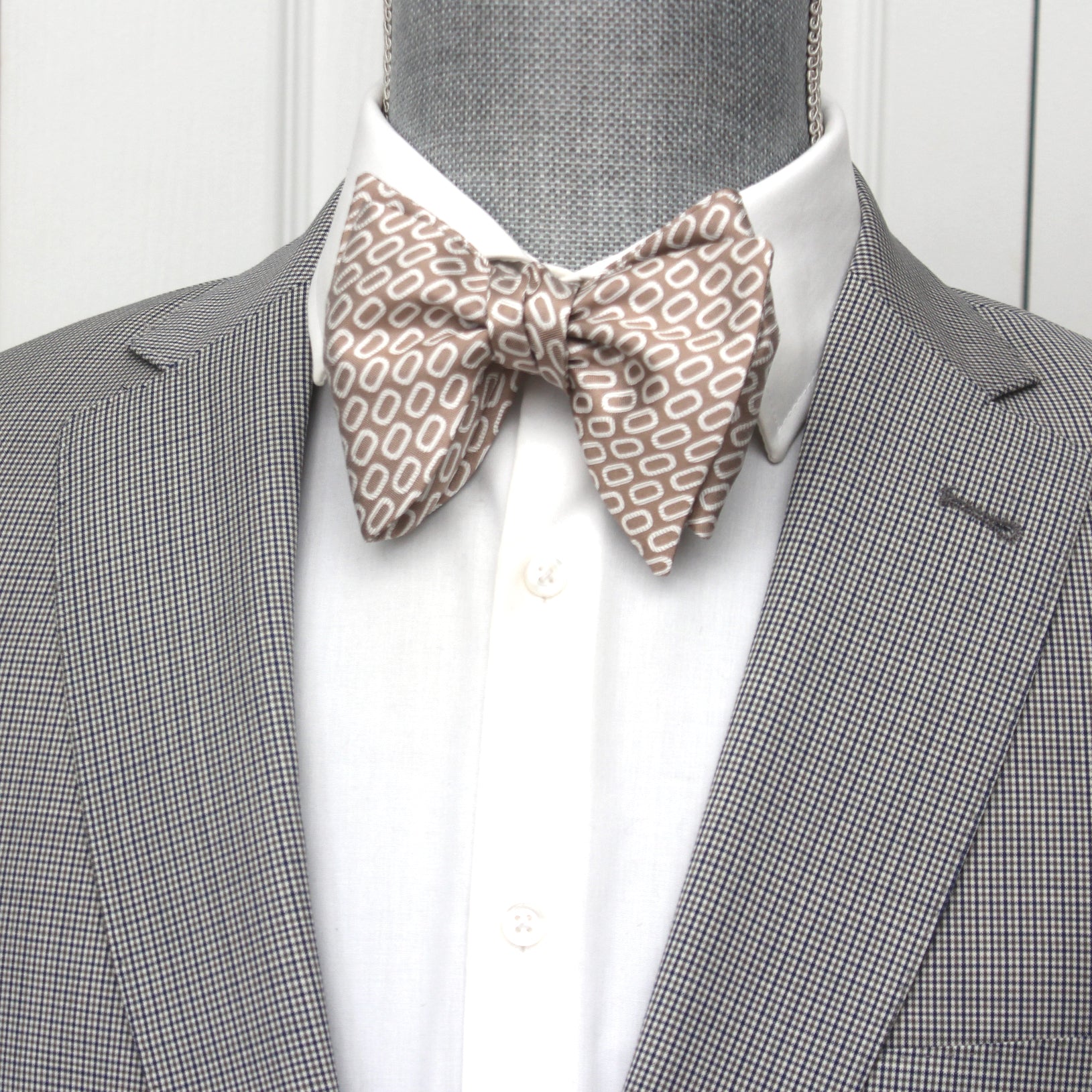 White Beige Ornament Big Butterfly Bow tie