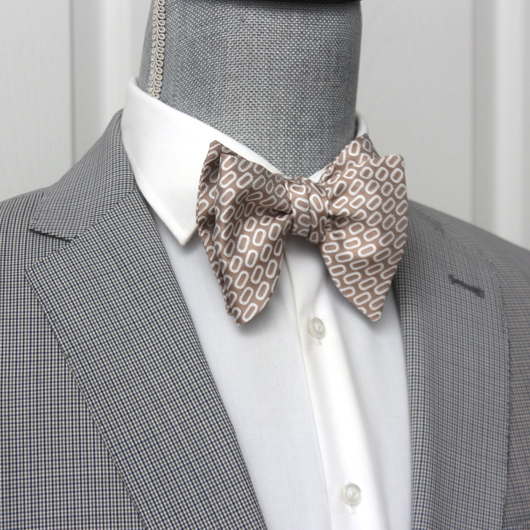 White Beige Ornament Big Butterfly Bow tie
