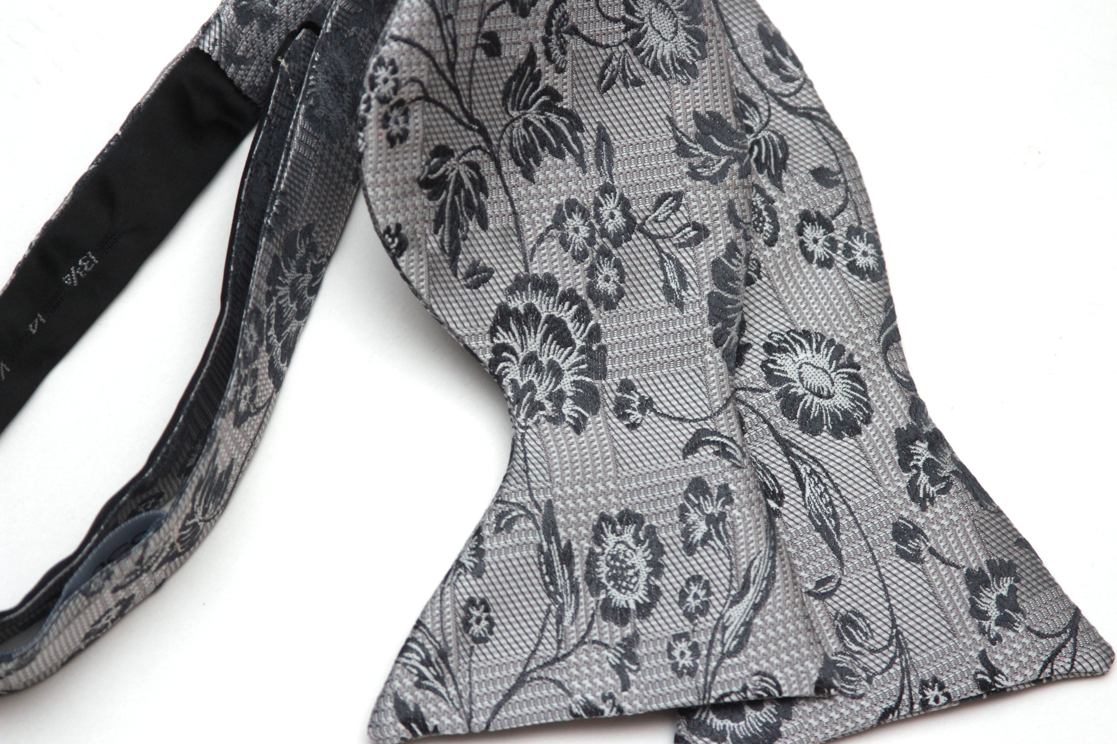 Floral Grey Big Butterfly Silk Bow Tie