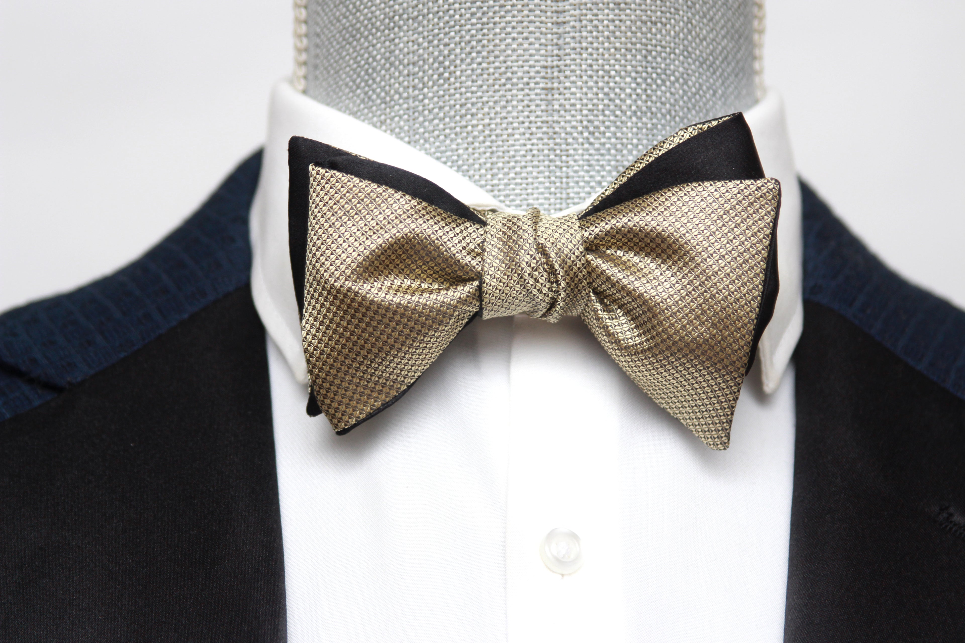 Reversible Self-Tie Bow Tie