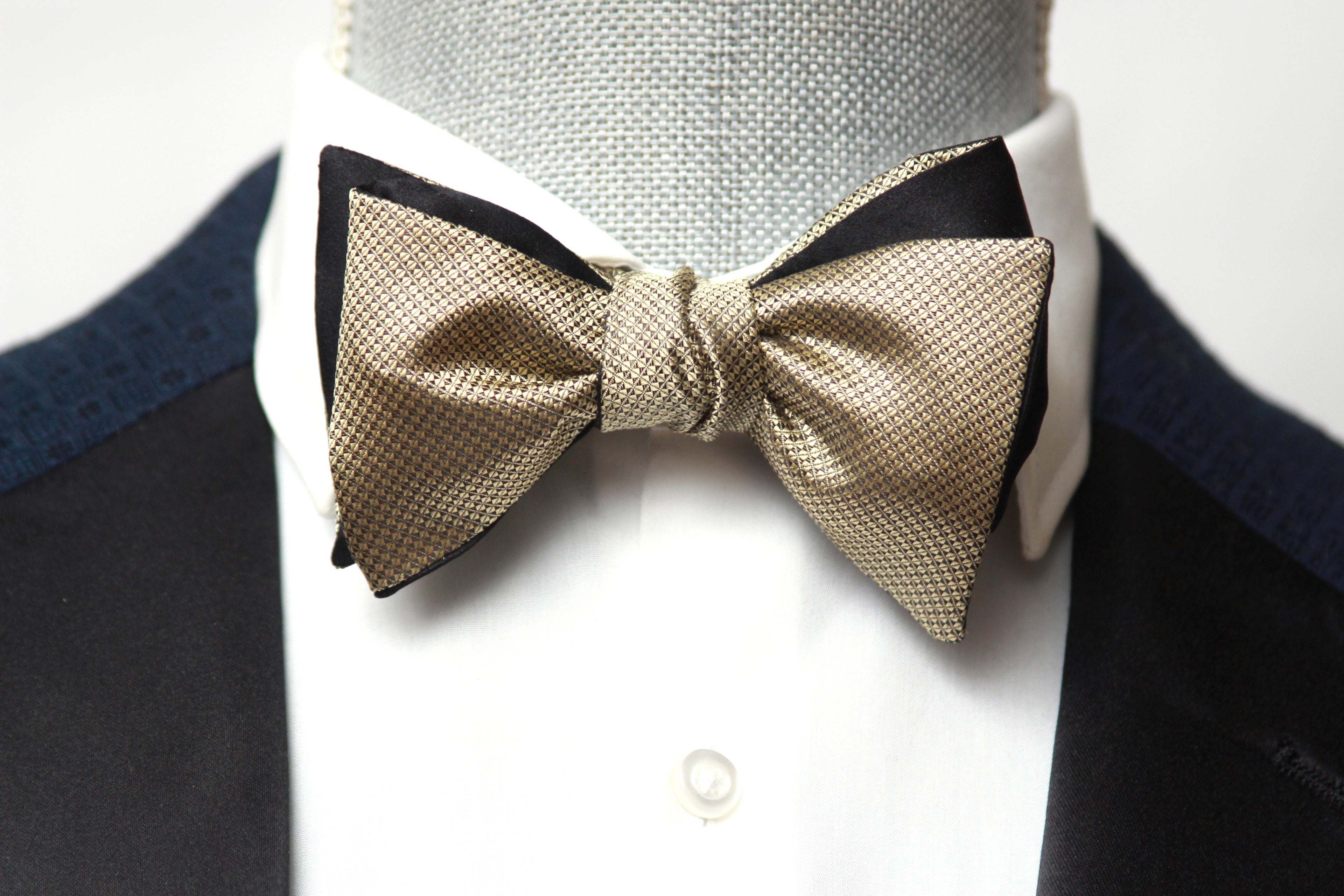 Reversible Self-Tie Bow Tie