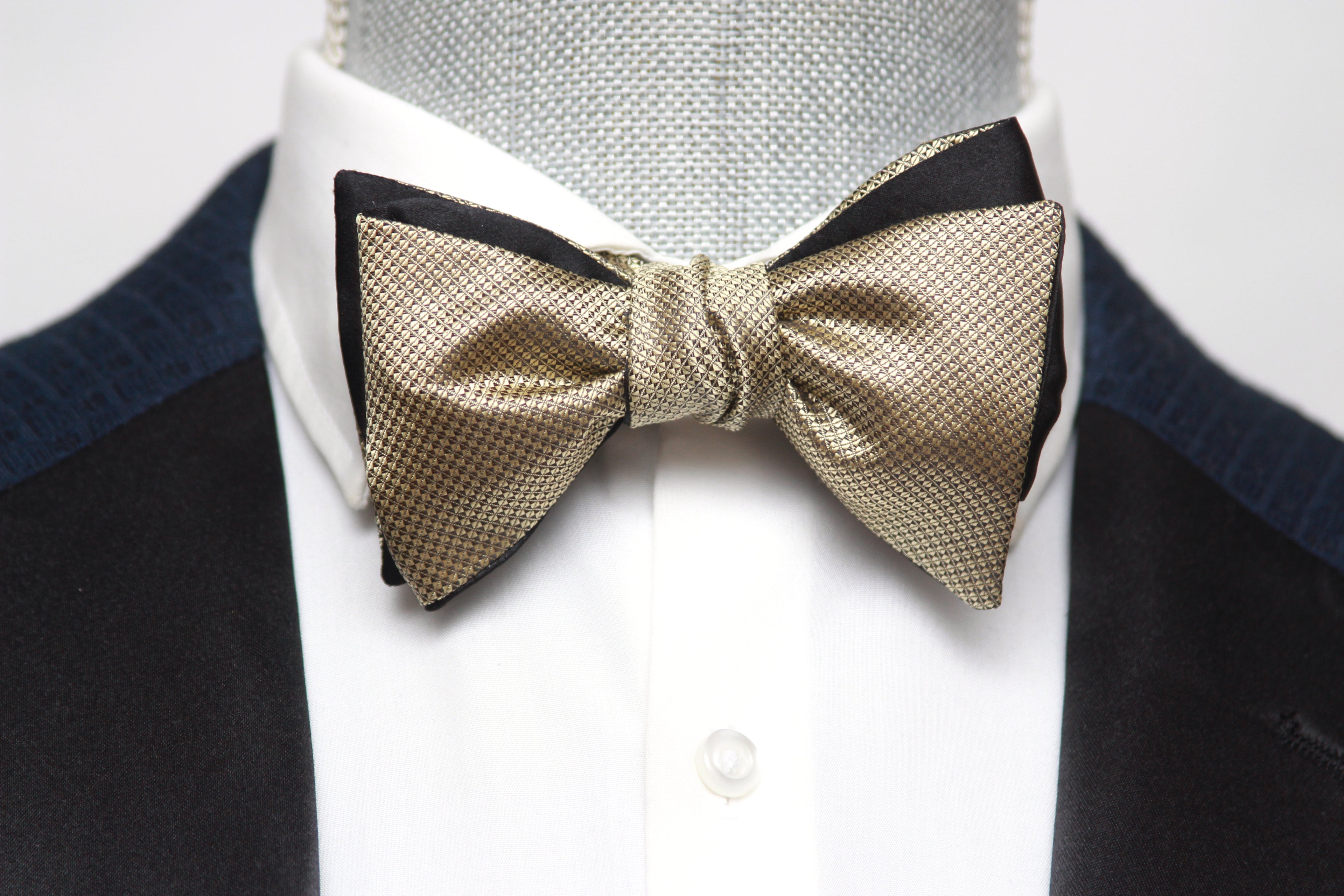 Reversible Self-Tie Bow Tie